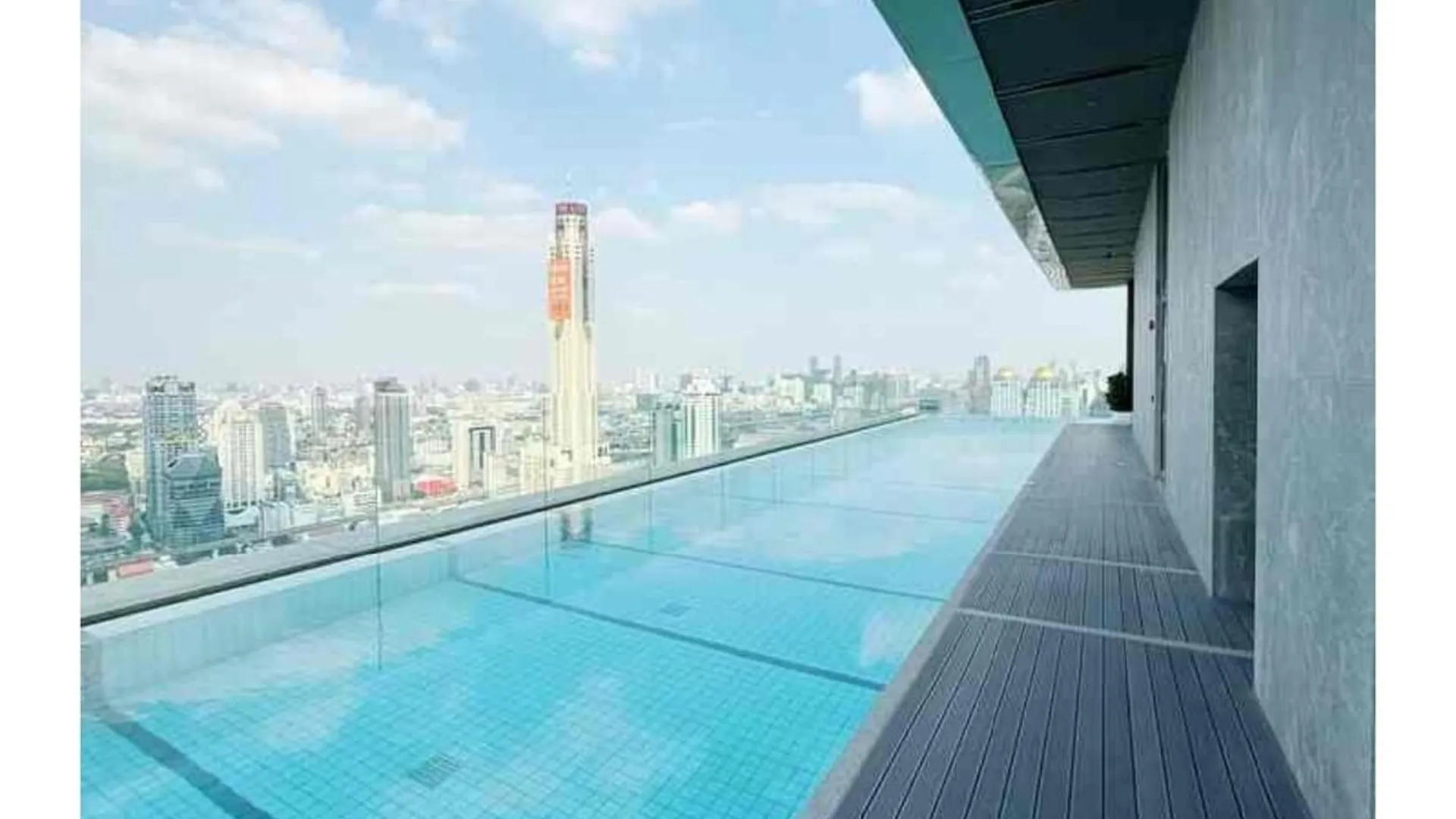 방콕 빠뚜남의 프라이빗 하우스 (m², 침실 1개, 프라이빗 욕실 1개) 2성급 싱글룸 레스토랑