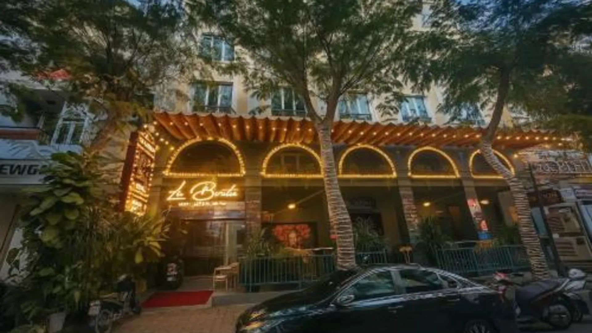 호치민 La Bonita Imperial Near SECC 3성급 호텔 로비