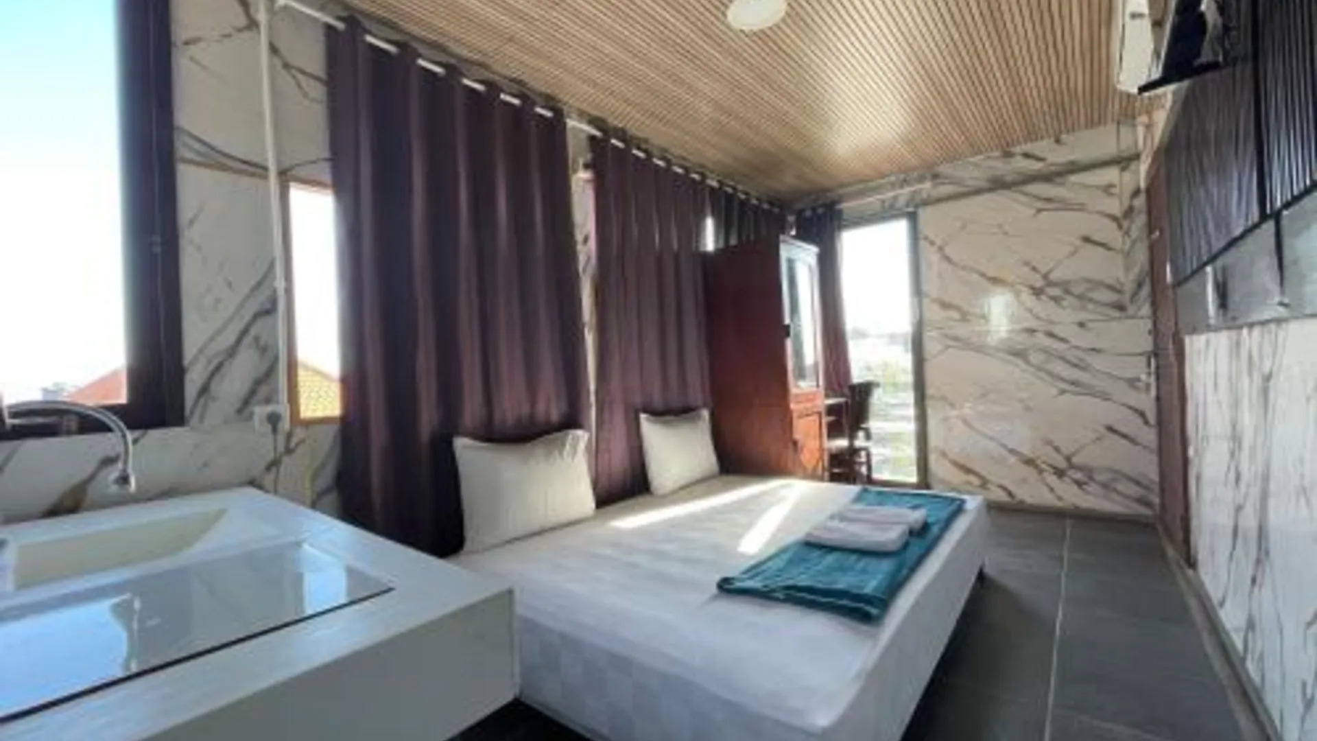 발리 trees inn Bali Denpasar 3성급 게스트하우스 객실