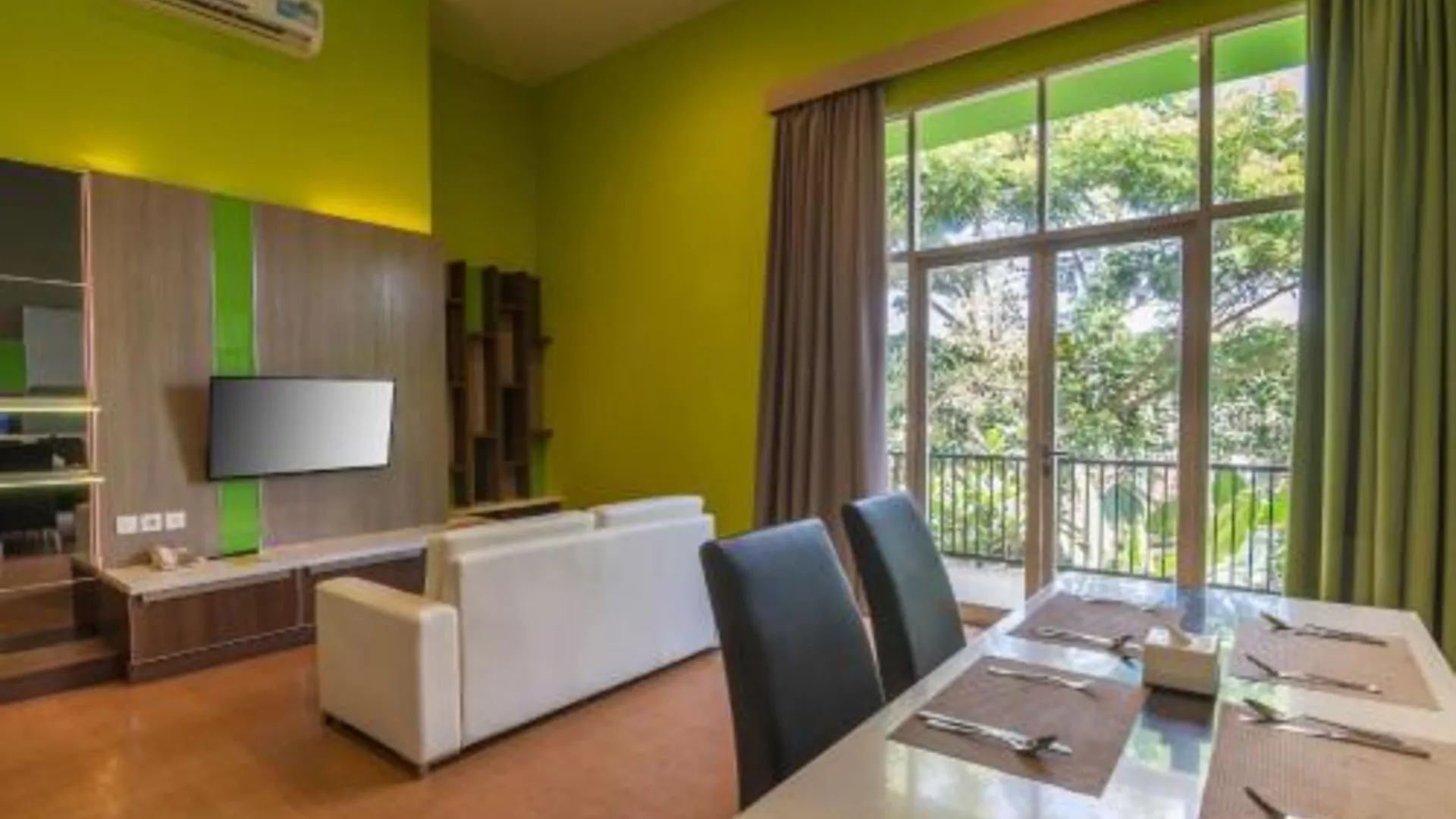 마카사르 맥스원호텔스.컴 @ 리조트 마카사르 4성급 호텔 레스토랑