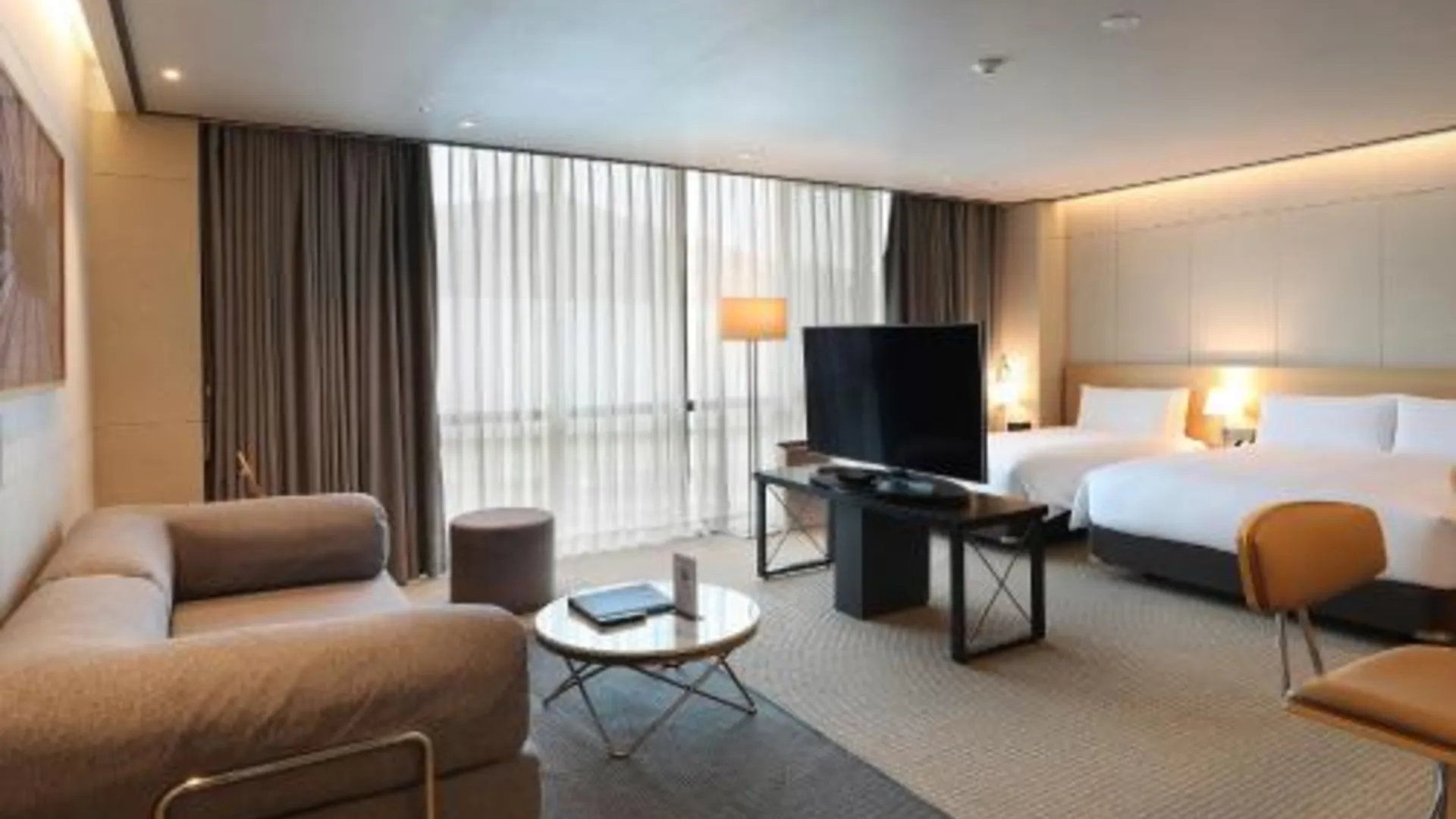 서울 오라카이 청계산 호텔, BW 프리미어 컬렉션 4성급 호텔 스위트룸