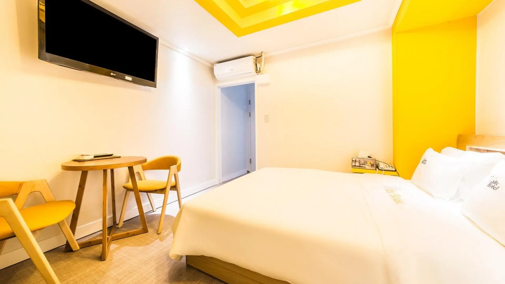 서울 장안 하얀 3성급 호텔 스위트룸