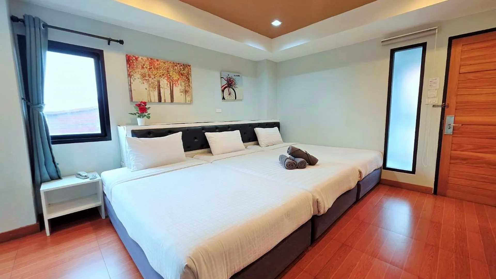 방콕 마논논트 호텔 앤 아파트먼트 2성급 호텔 스위트룸