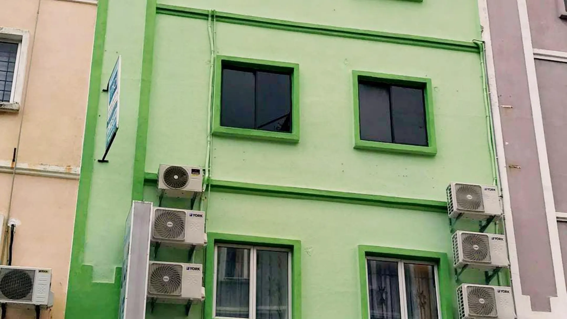 말라카 Enamor ~ Walking Distance to SEE, SHOP and EAT! 3성급 게스트하우스 레스토랑