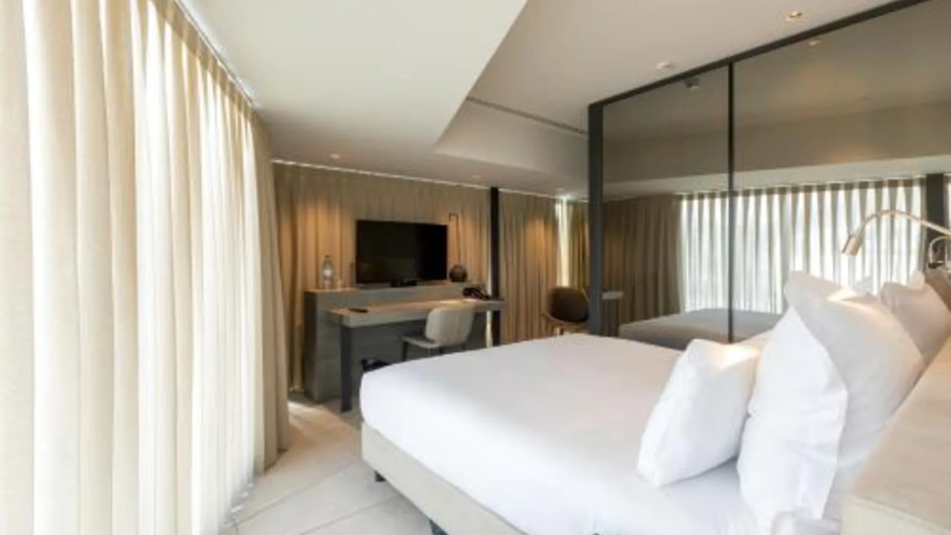 포르투 Porto Royal Bridges Hotel 4성급 호텔 스위트룸