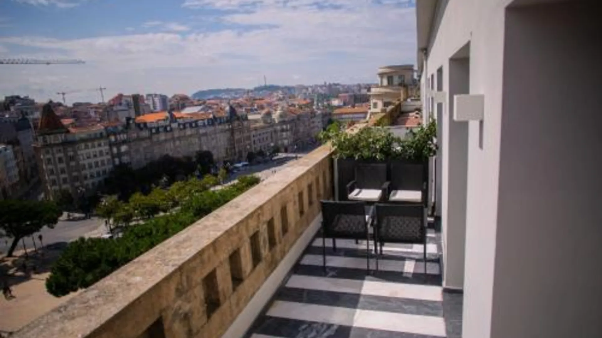 포르투 262 부티크 알리아도스 3성급 호텔 외관