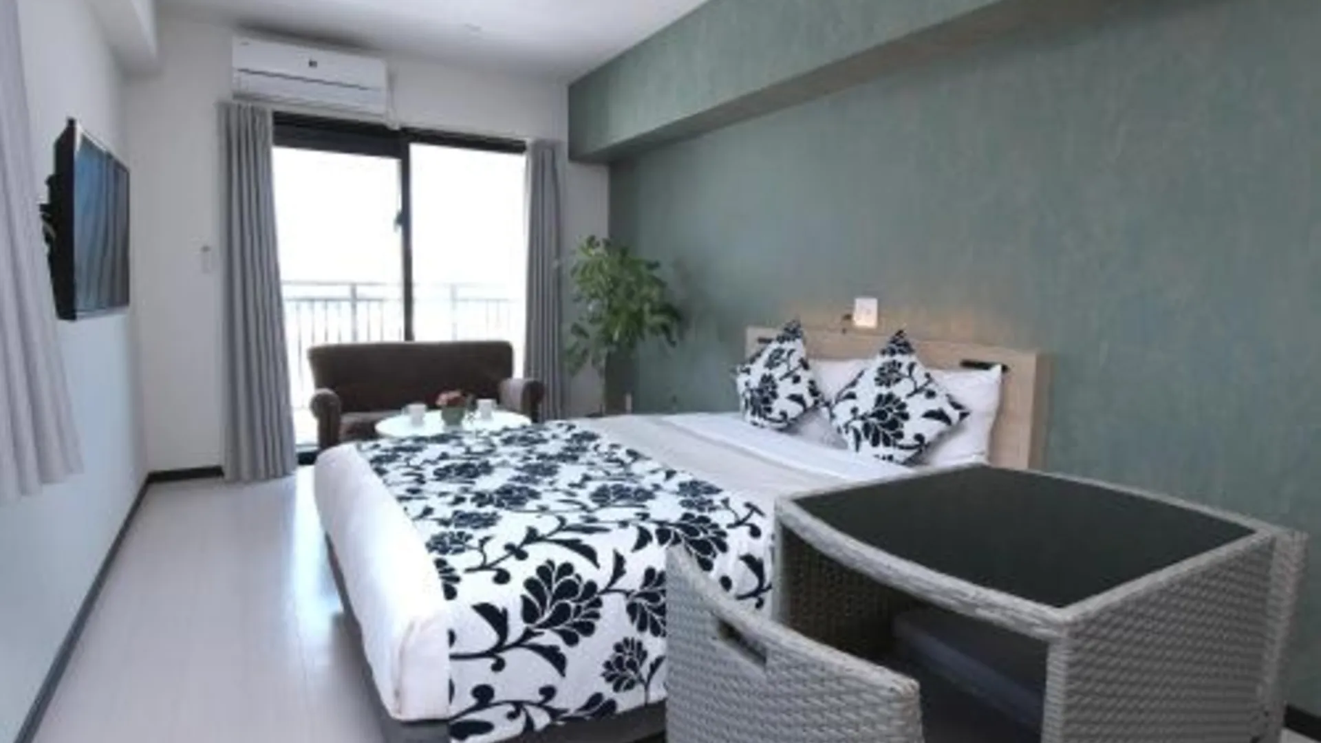 오키나와 본섬 HOTEL Y'RISE TO URASOE 4성급 게스트하우스 스위트룸