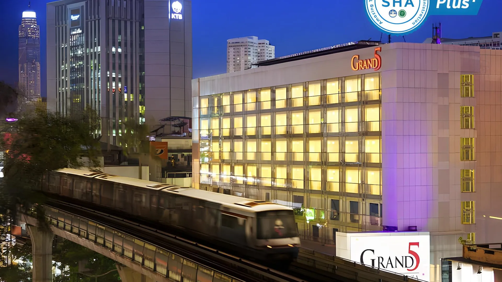 방콕 그랜드 5 호텔 앤 플라자 수쿰빗 4성급 호텔 객실