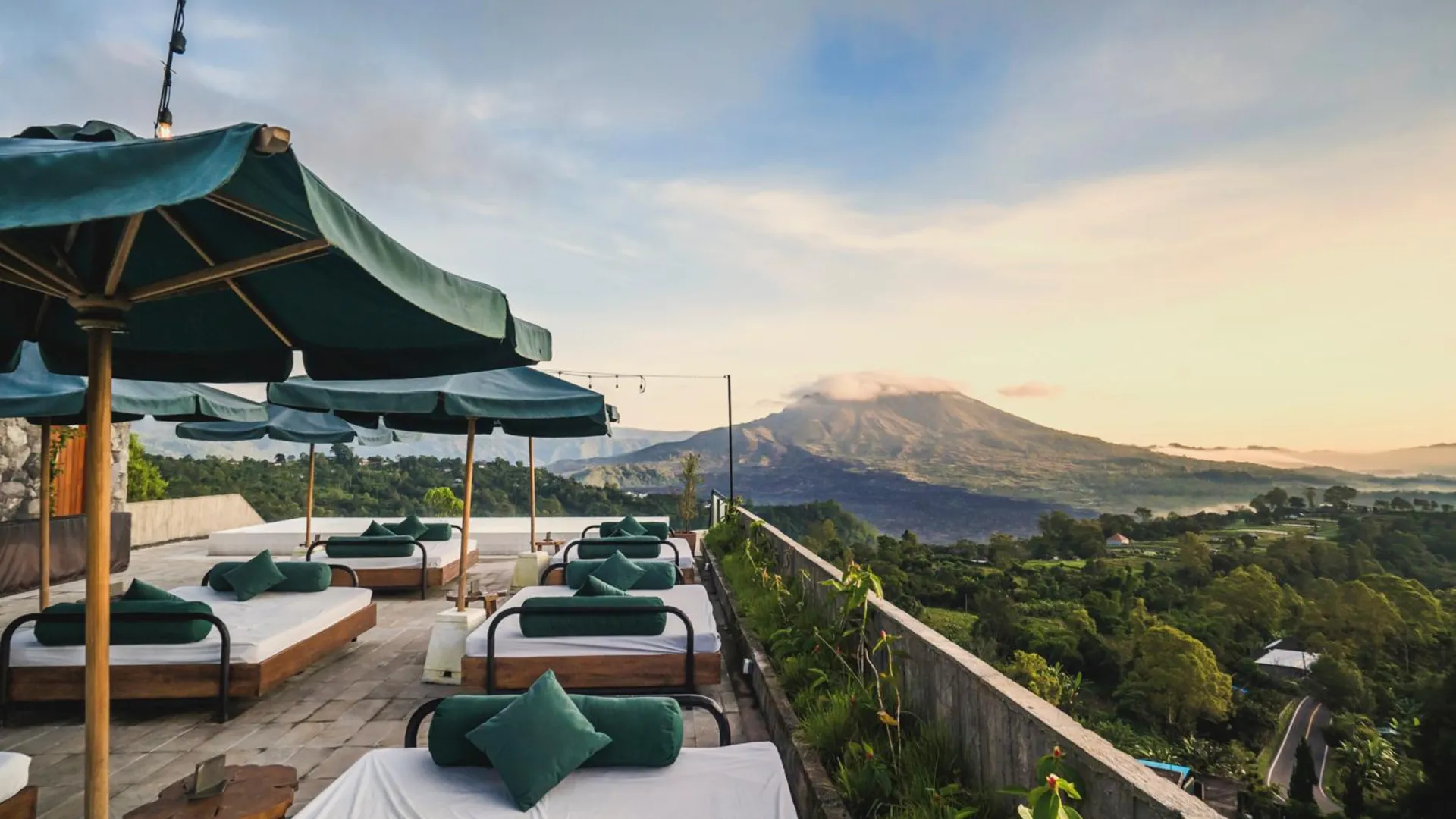 발리 데사 오큘러스 4성급 호텔 레스토랑