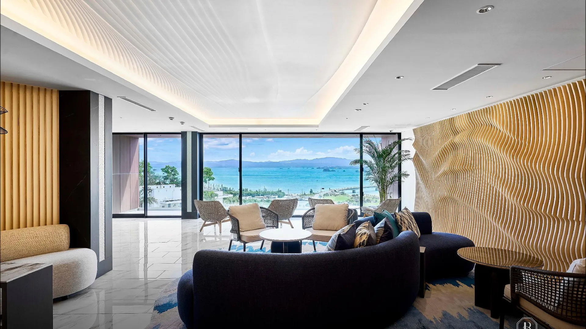 오키나와 본섬 바톤 스위트 오키나와 코우리지마 5성급 호텔 로비