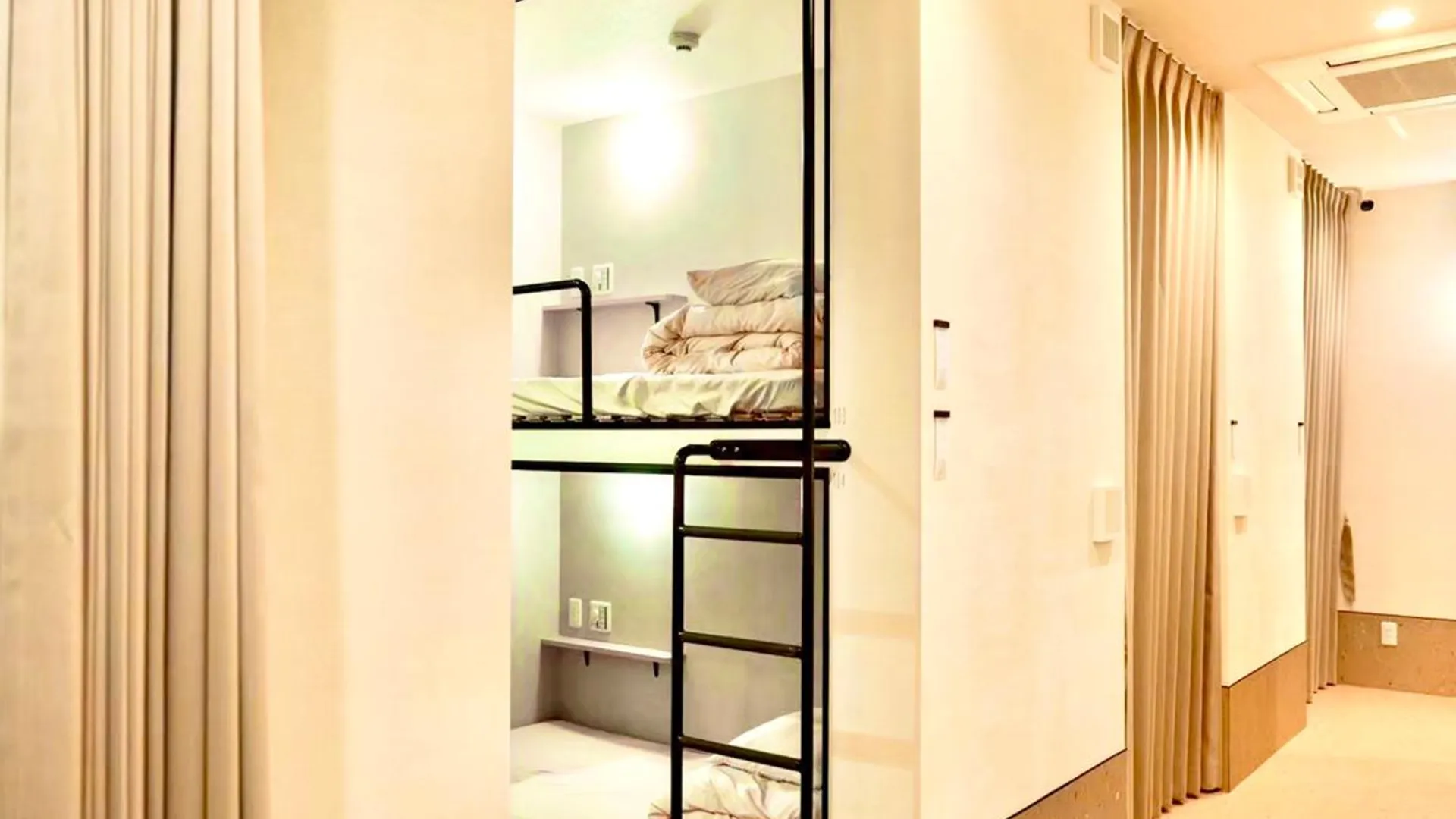 오키나와 본섬 호텔 미니멈스 우먼 온리 캡슐 호텔 5성급 호텔 스위트룸