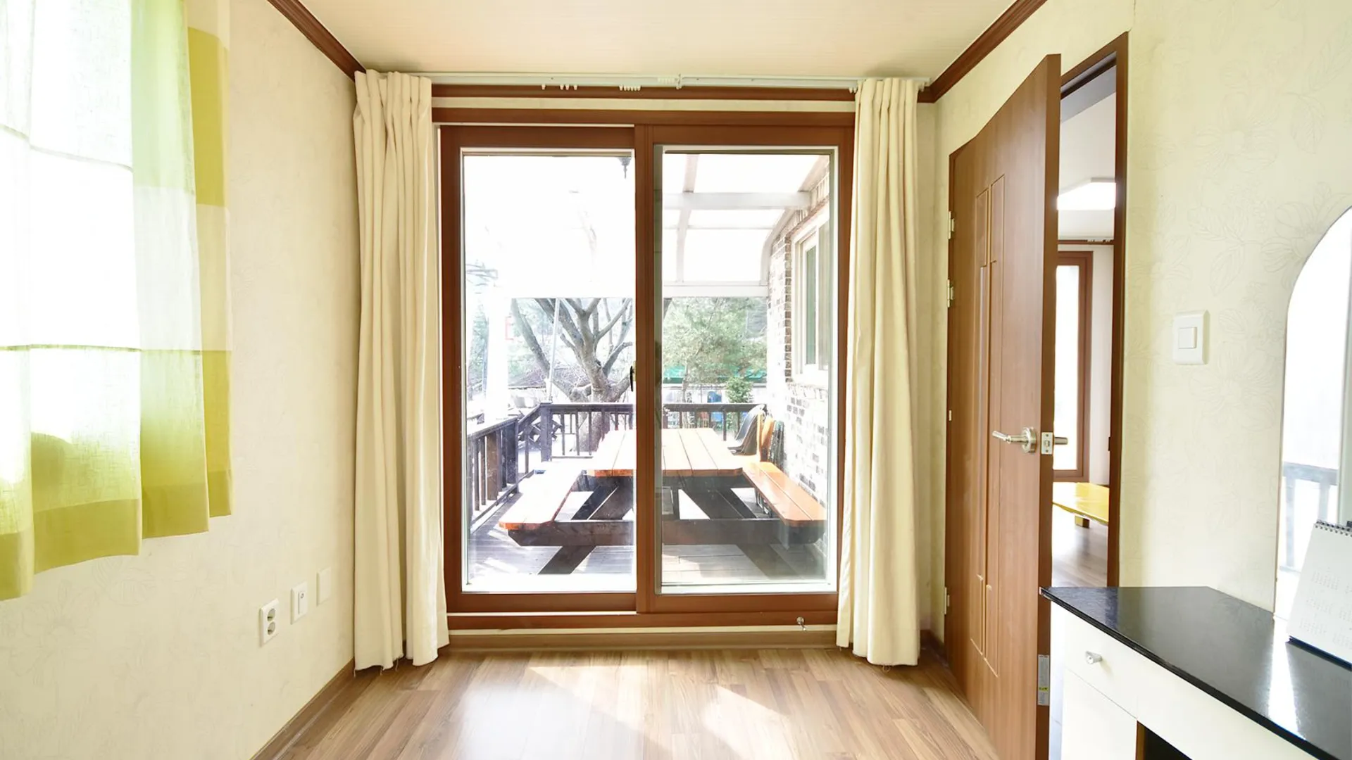 가평 가평 그린해피투데이펜션 2성급 게스트하우스 객실