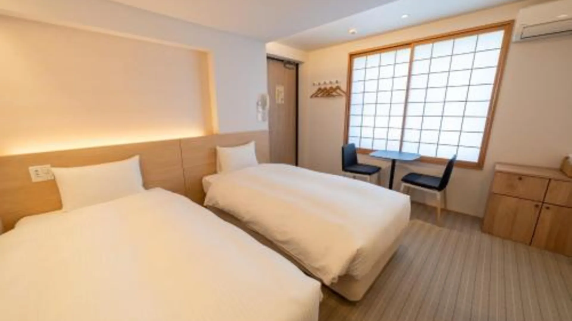 교토 레지 스테이 하치 인 4성급 호텔 스위트룸