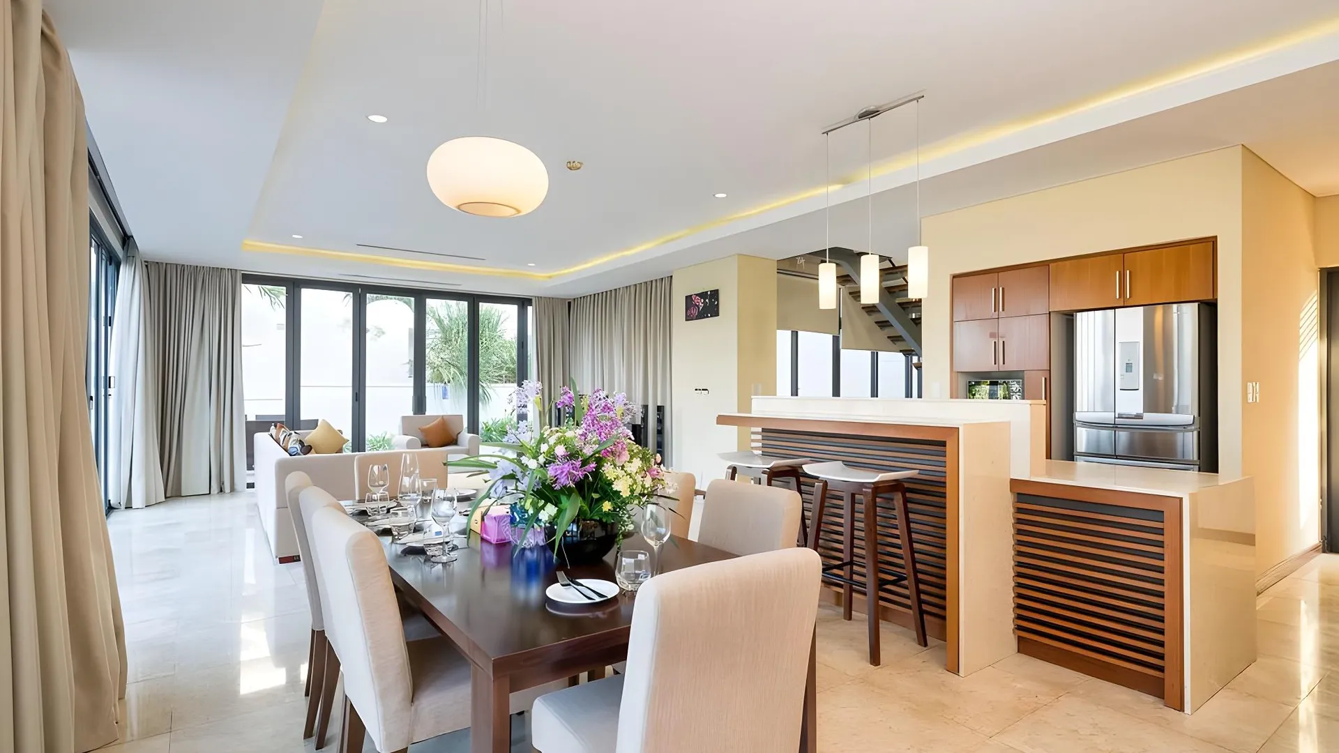 다낭 오션 빌라 리조트 5성급 호텔 로비