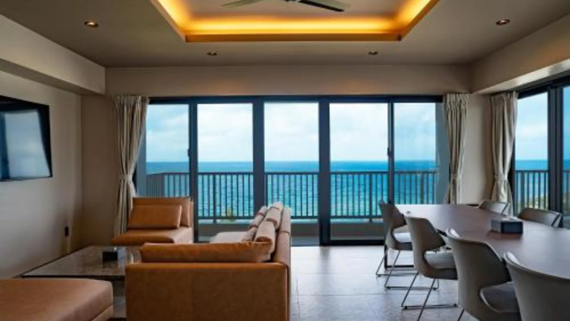 오키나와 본섬 ユナイテッドリゾート北谷オーシャンフロント 5성급 싱글룸 스위트룸