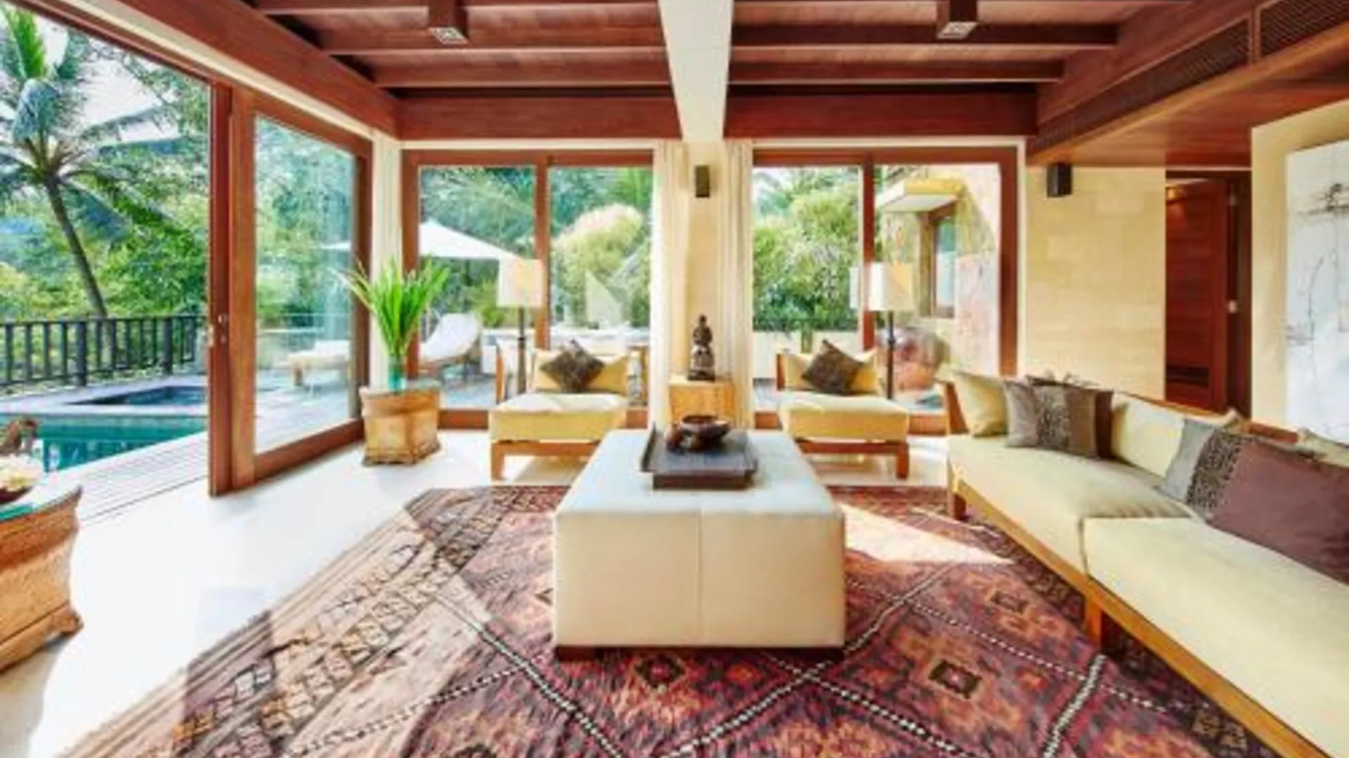 발리 코모 샴발라 에스테이트 5성급 호텔 외관