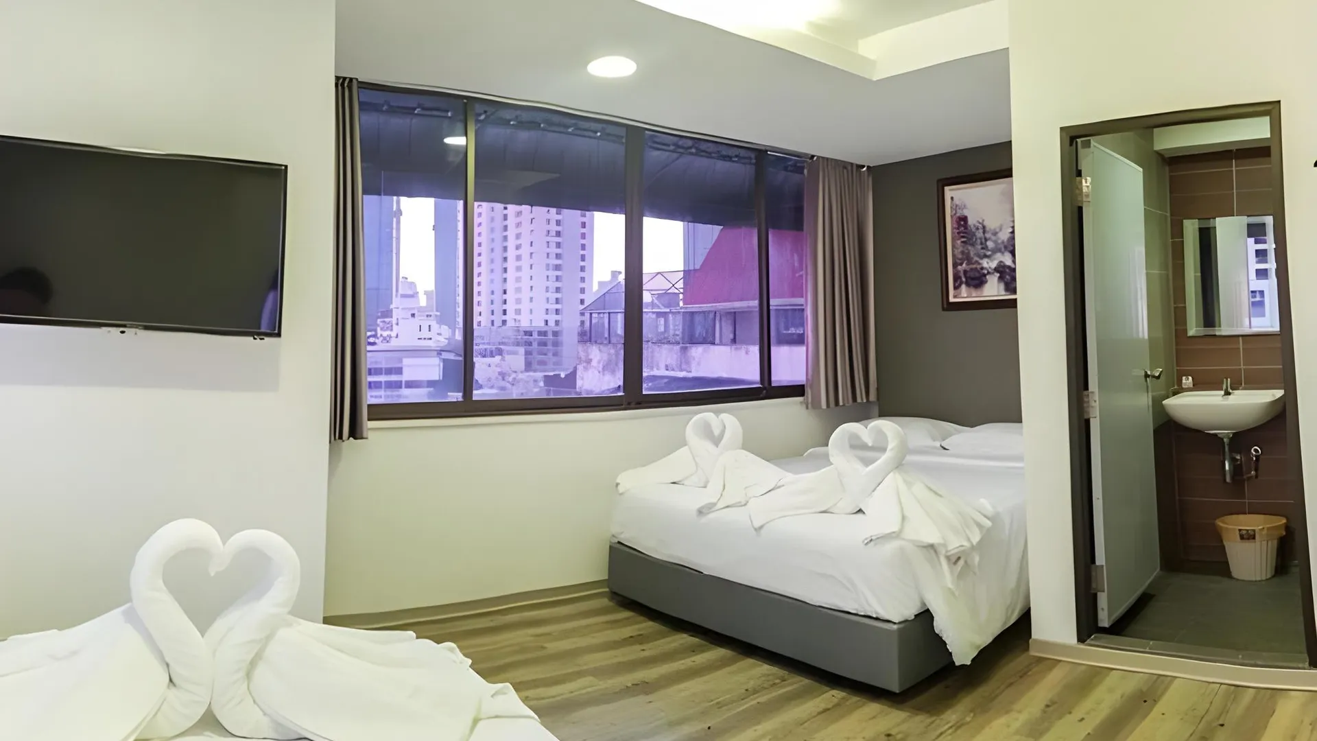 방콕 킴 코너 프라투남 호텔 3성급 호텔 스위트룸