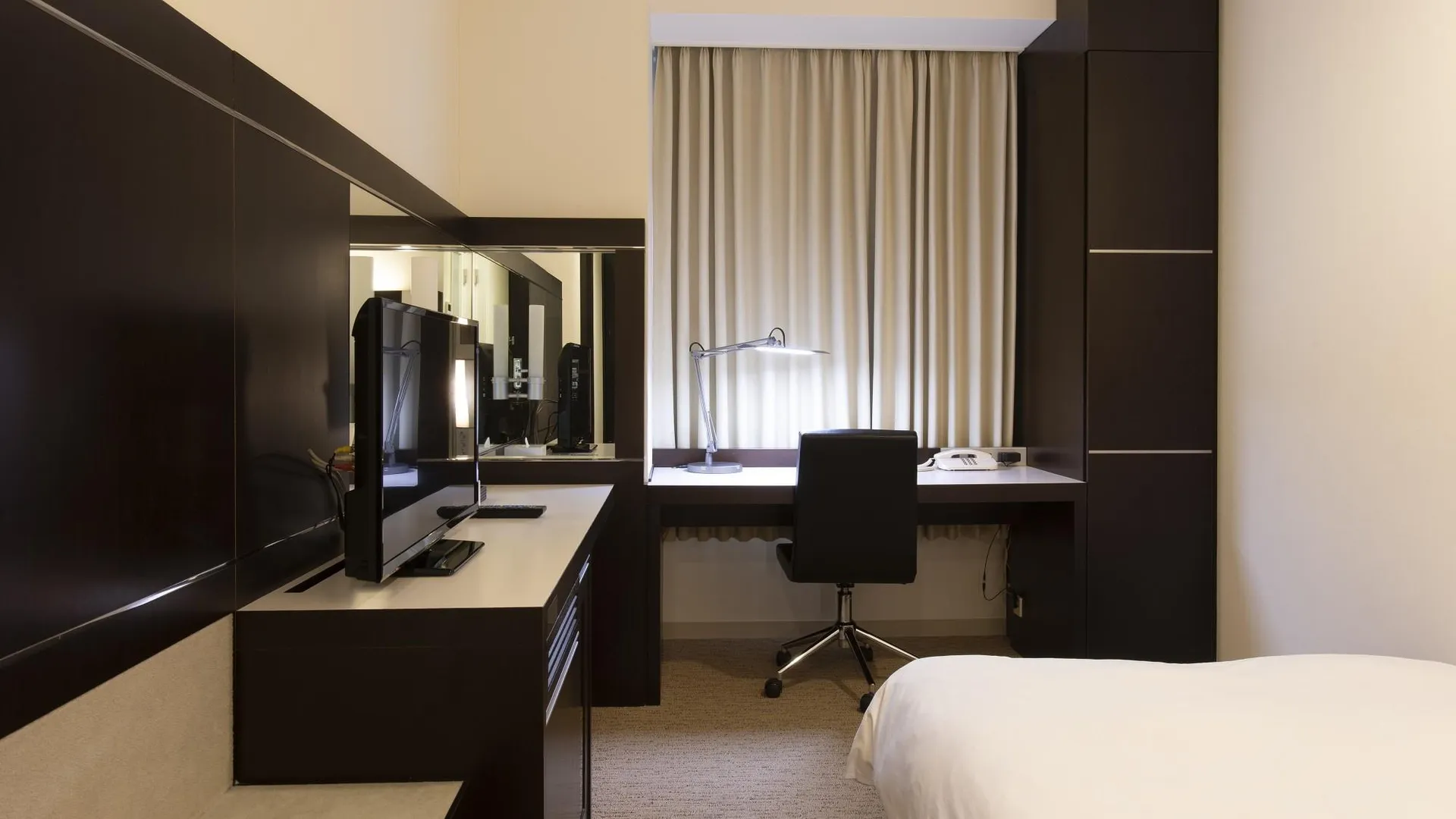 오사카 엑스-웨이브 우메다 호텔 3성급 호텔 전망