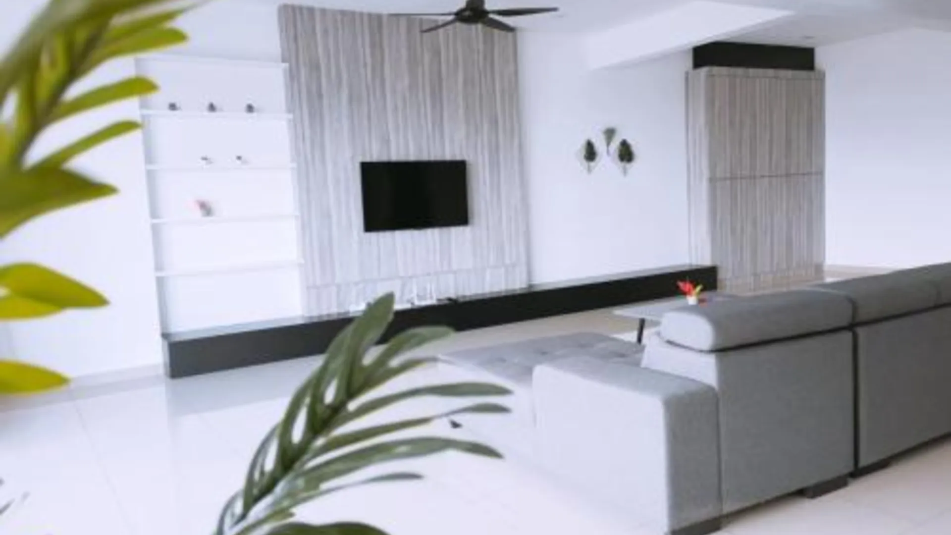 세리 만중 세리 만중의 아파트먼트 (1500m², 침실 3개, 프라이빗 욕실 2개) 4성급 게스트하우스 전망