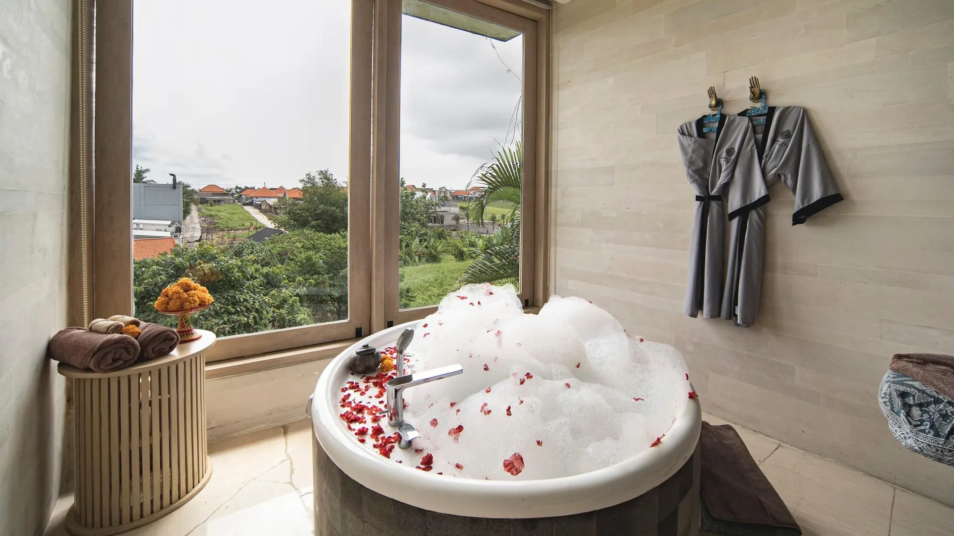 발리 아스테라 리조트 앤 스파 창구 바이 이니 비에 호스피탤리티 5성급 호텔 수영장