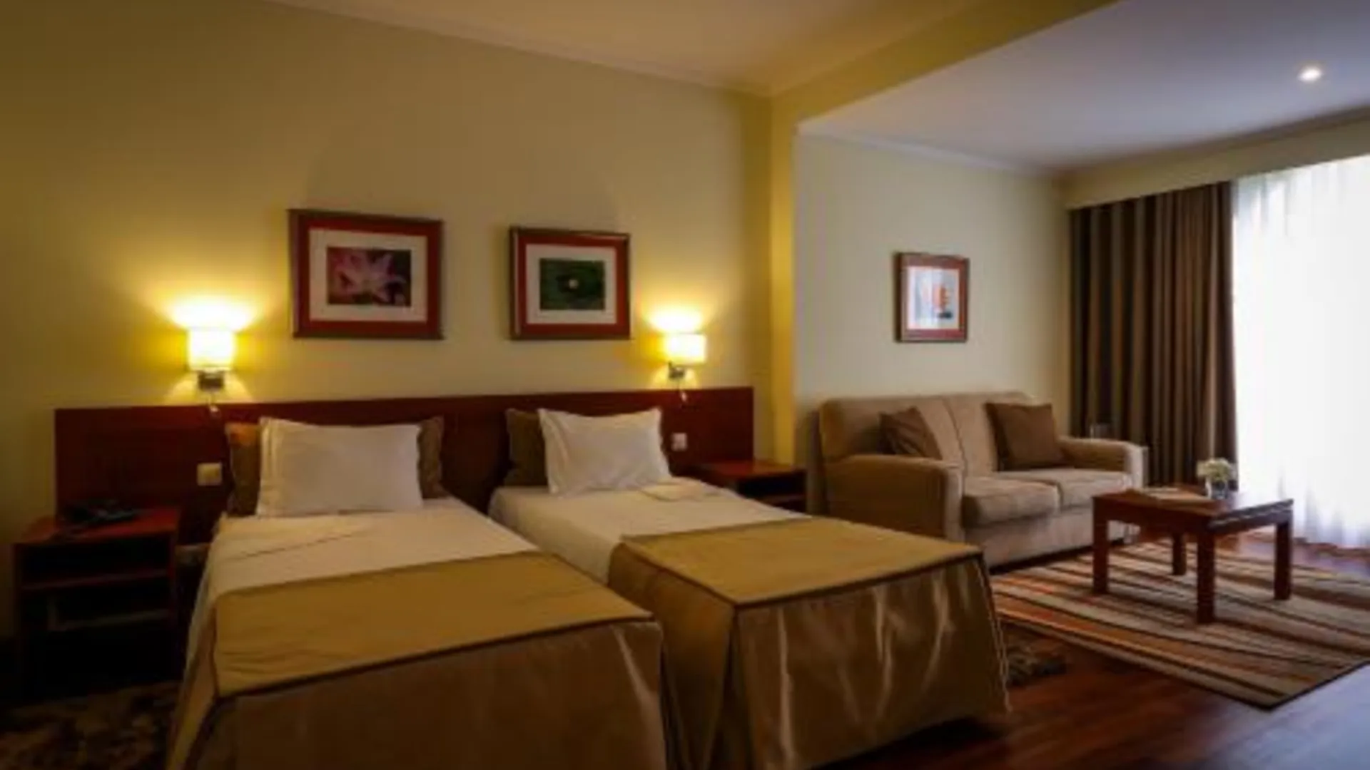 폰타 델가다 Hotel Camoes 4성급 호텔 스위트룸