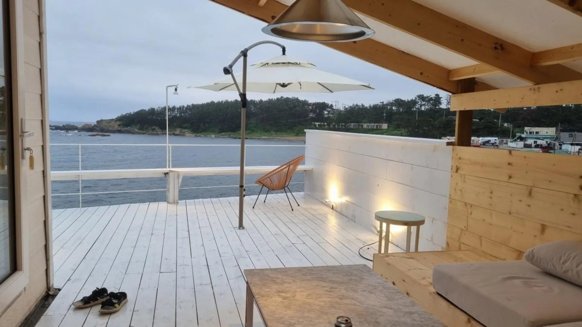 포항 포항 화이트웨일 2성급 게스트하우스 로비