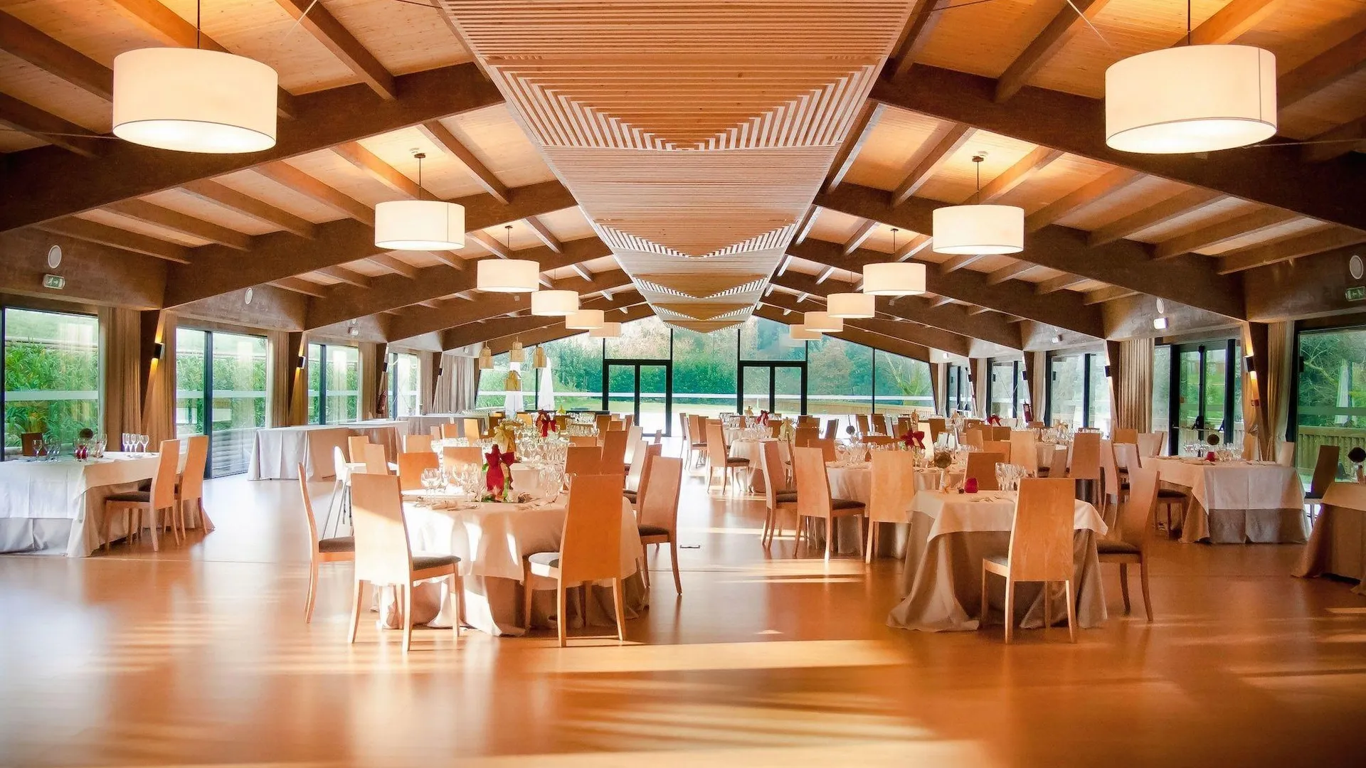 올리베이라 데 아제메이스 Hotel Rural Vale Do Rio 4성급 호텔 레스토랑