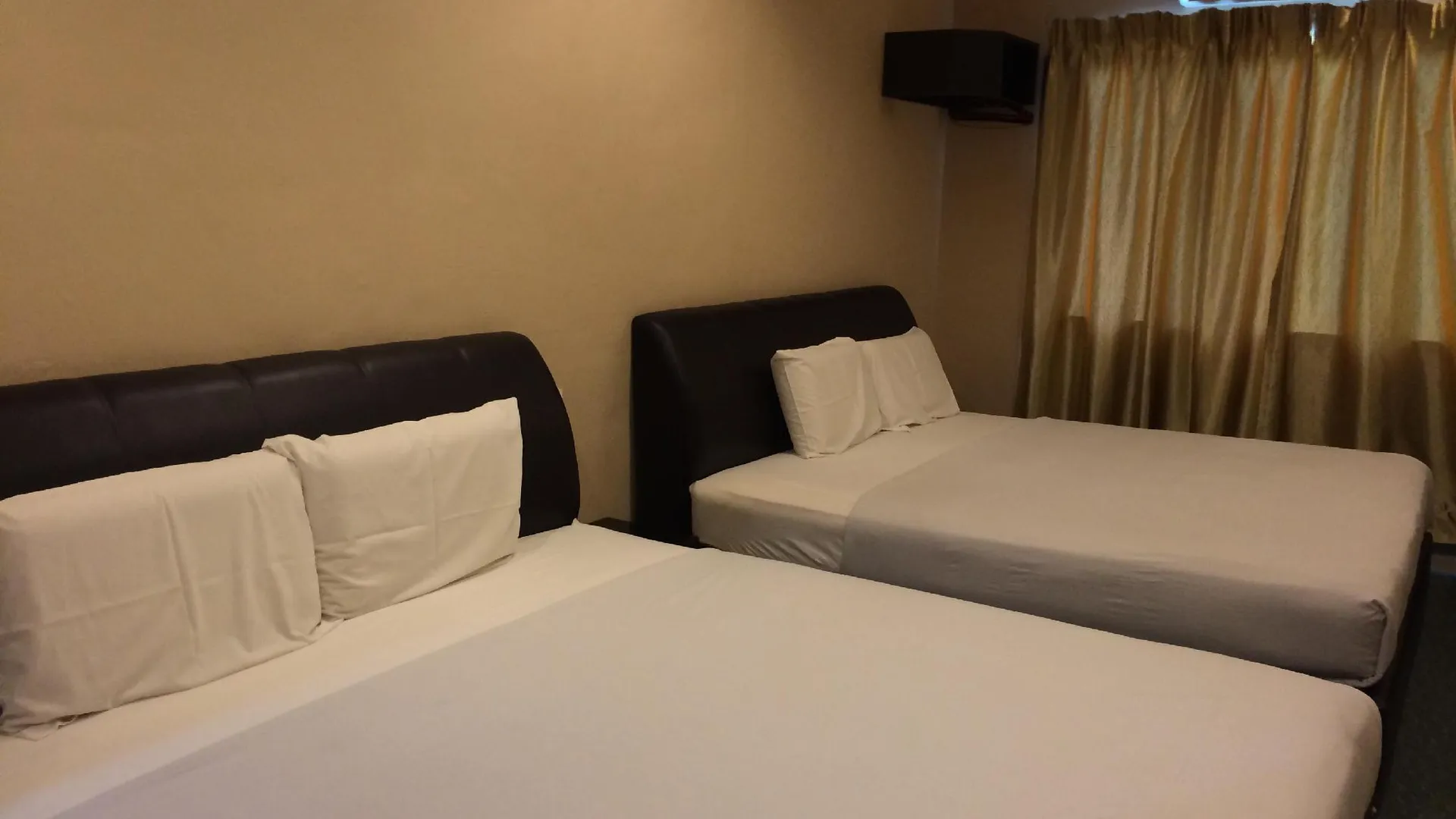 라웁 그랜드뷰 VIP 홈 1성급 호텔 객실