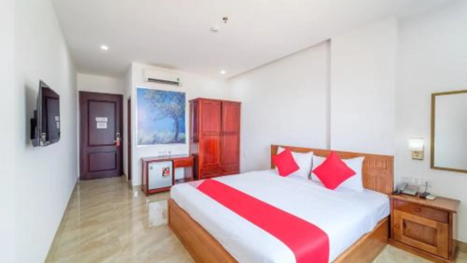 다낭 캐피탈 O 215 안 둑 호텔 다낭 2성급 호텔 스위트룸