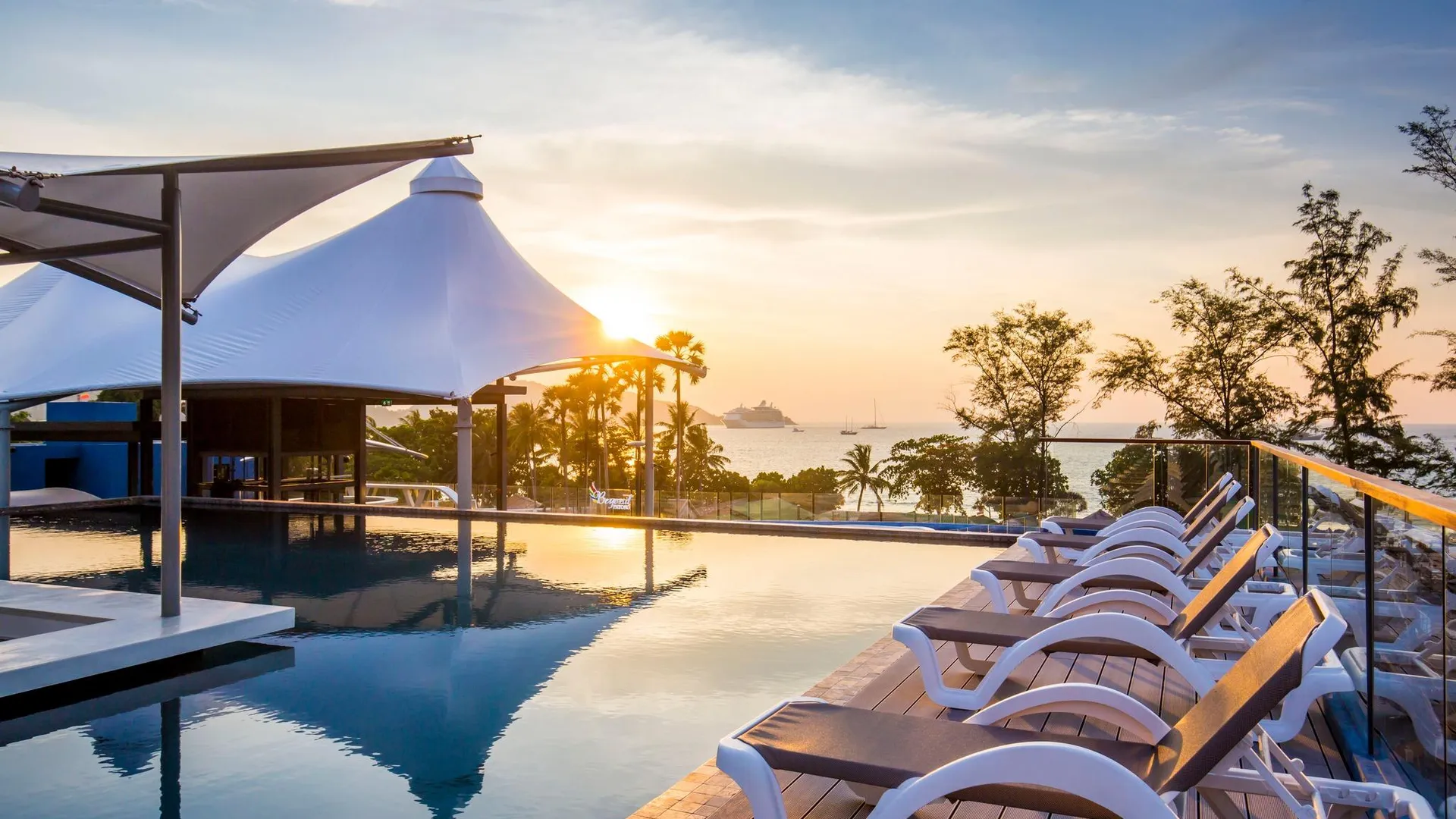 푸켓 비욘드 빠통 4성급 호텔 객실