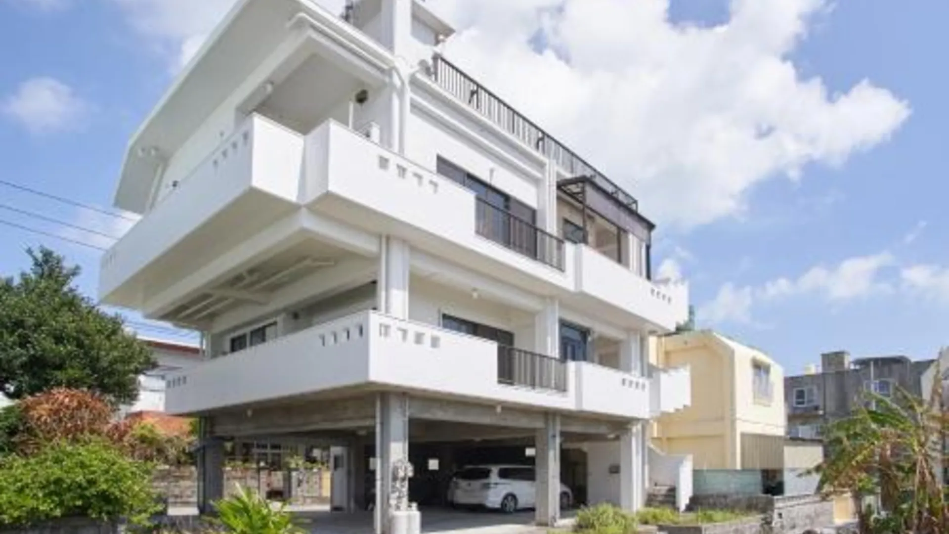 오키나와 본섬 Wind Henza 3성급 게스트하우스 객실