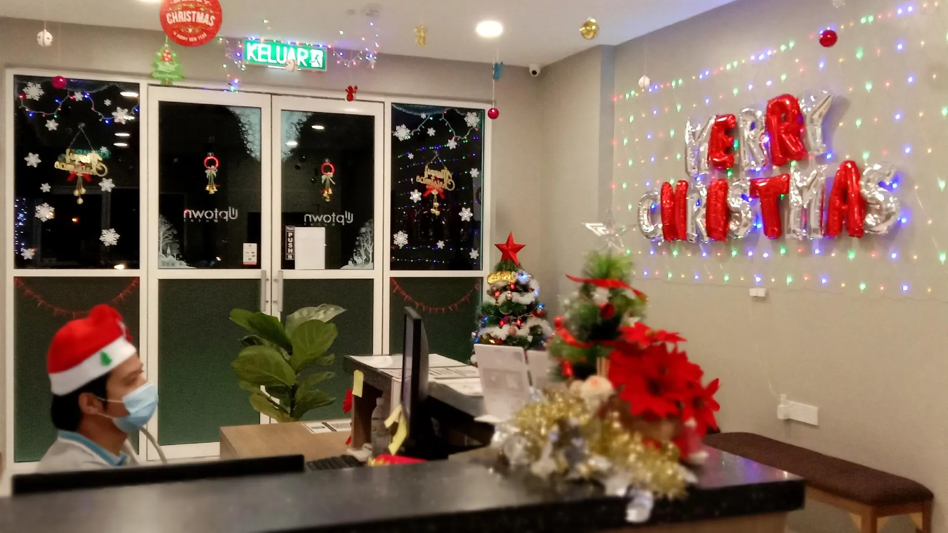 셈포르나 업타운 호텔 3성급 호텔 객실