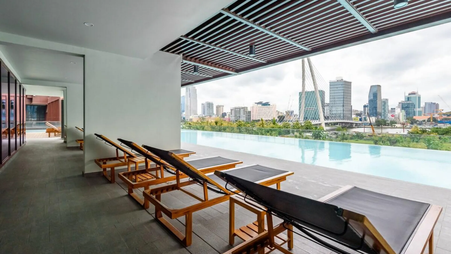 호치민 1군의 아파트먼트 (85m², 침실 2개, 프라이빗 욕실 2개) 5성급 싱글룸 외관