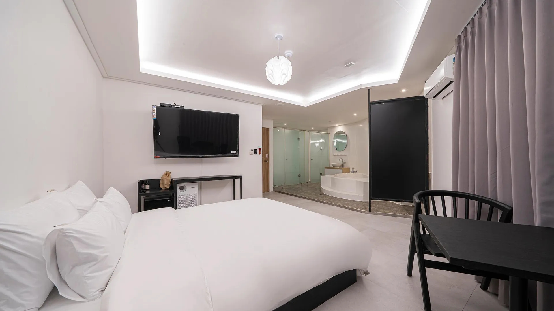 시흥 이로 호텔 월곶 1성급 호텔 스위트룸