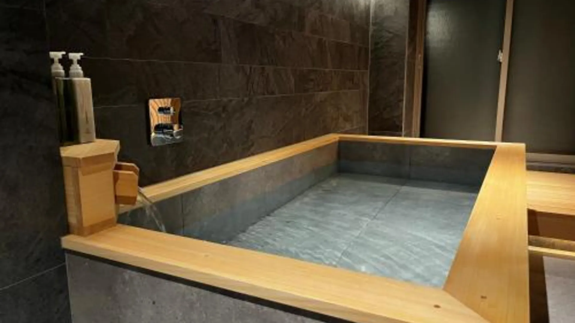 교토 소요카 교토 산조 5성급 호텔 객실