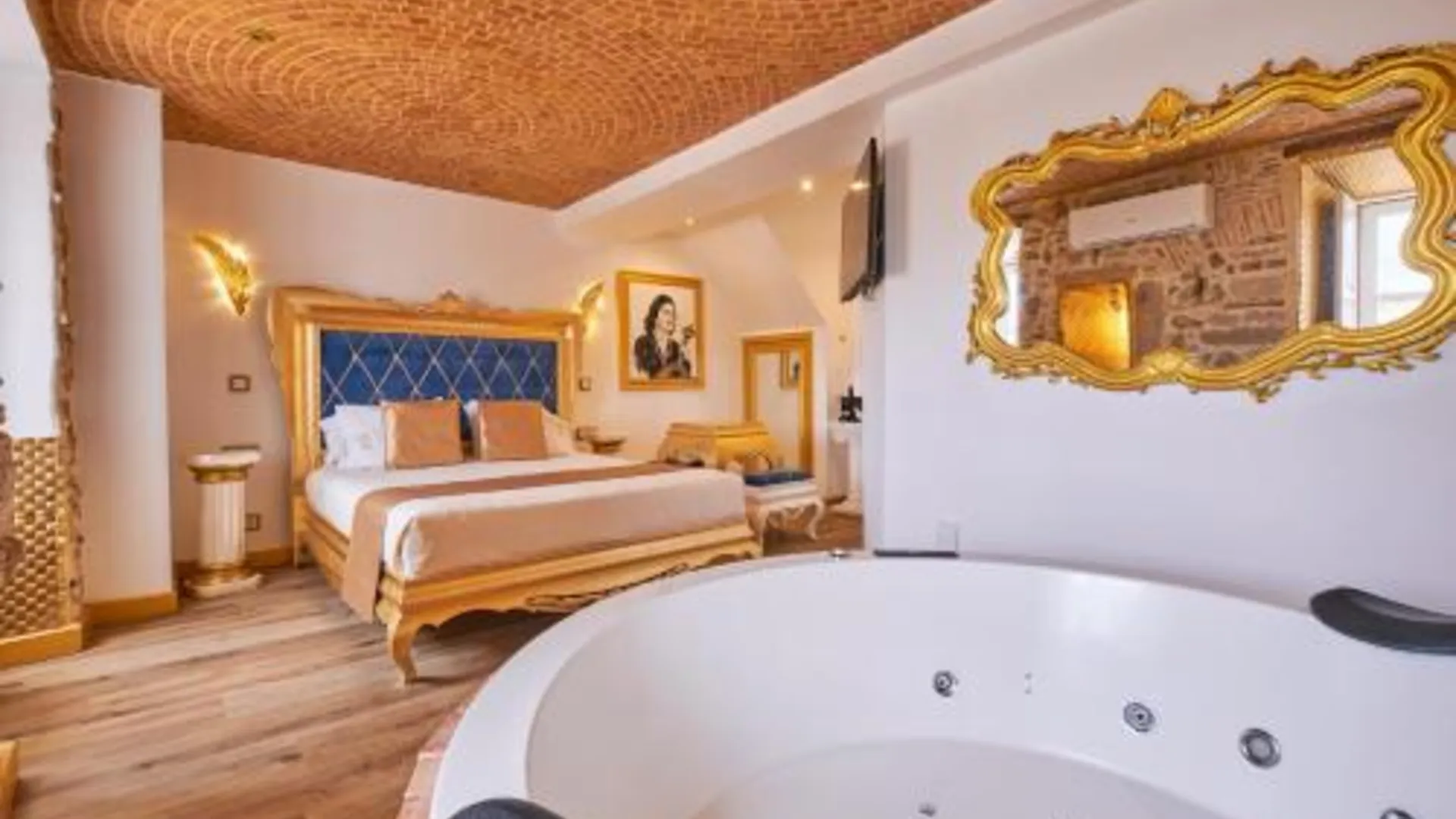 코임브라 Solar Antigo Luxury Coimbra 4성급 호텔 스위트룸