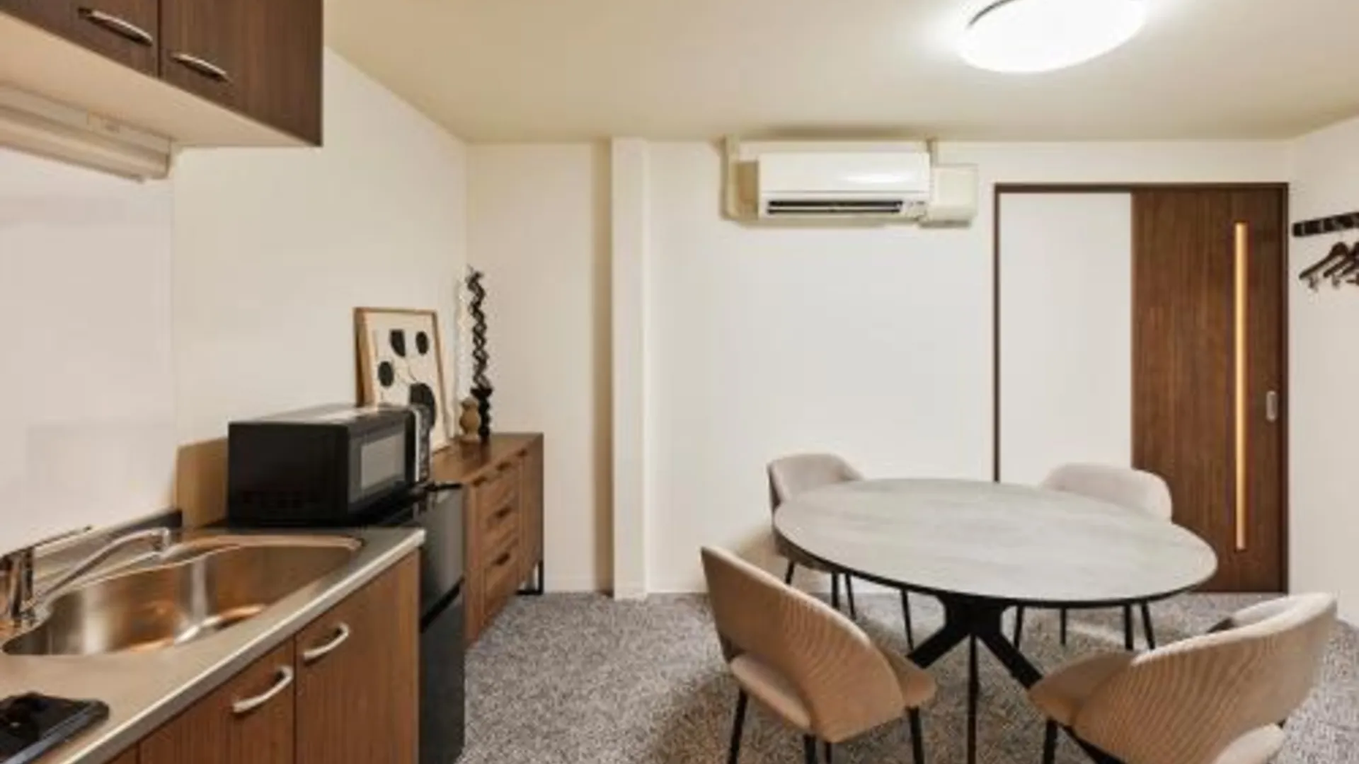 교토 ＆haku.Kyoto Marutamachi 4성급 호텔 외관