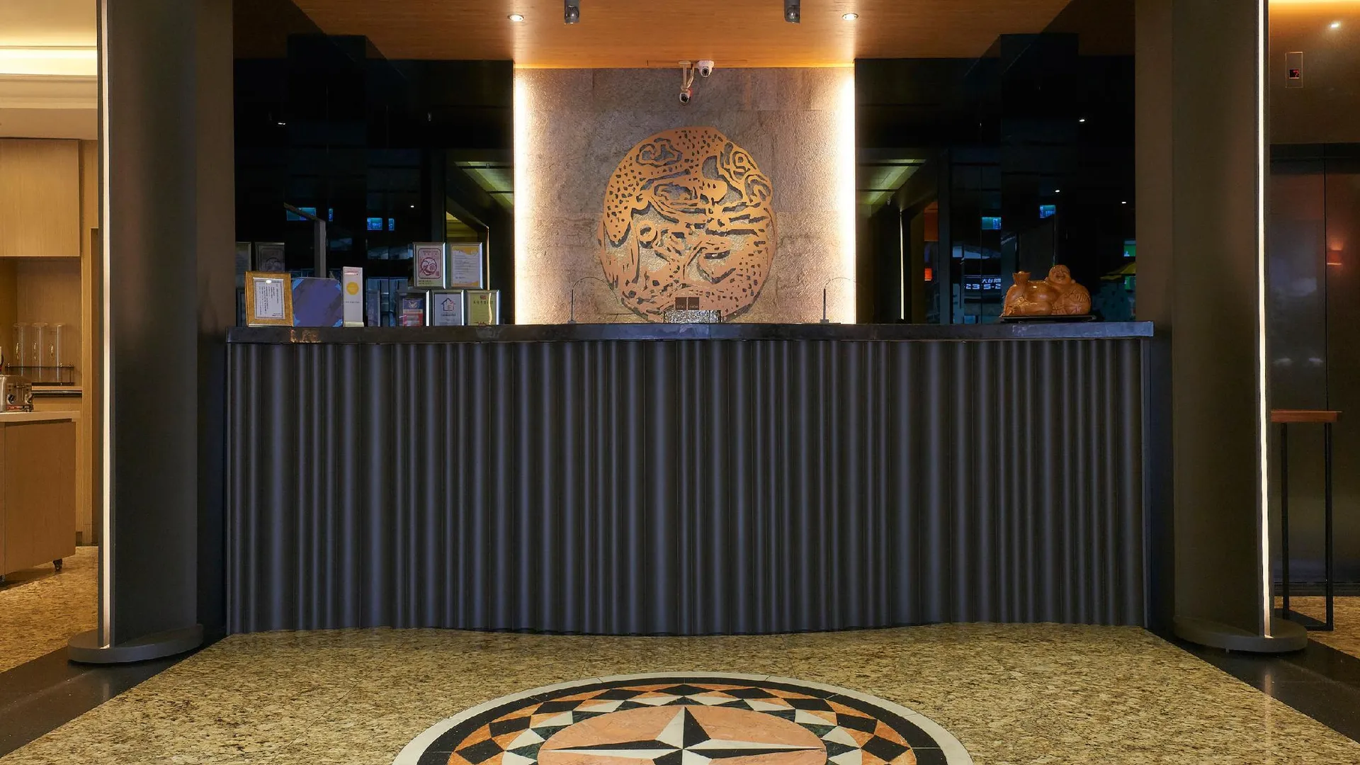 타이베이 이스트 드래곤 호텔 3성급 호텔 스위트룸