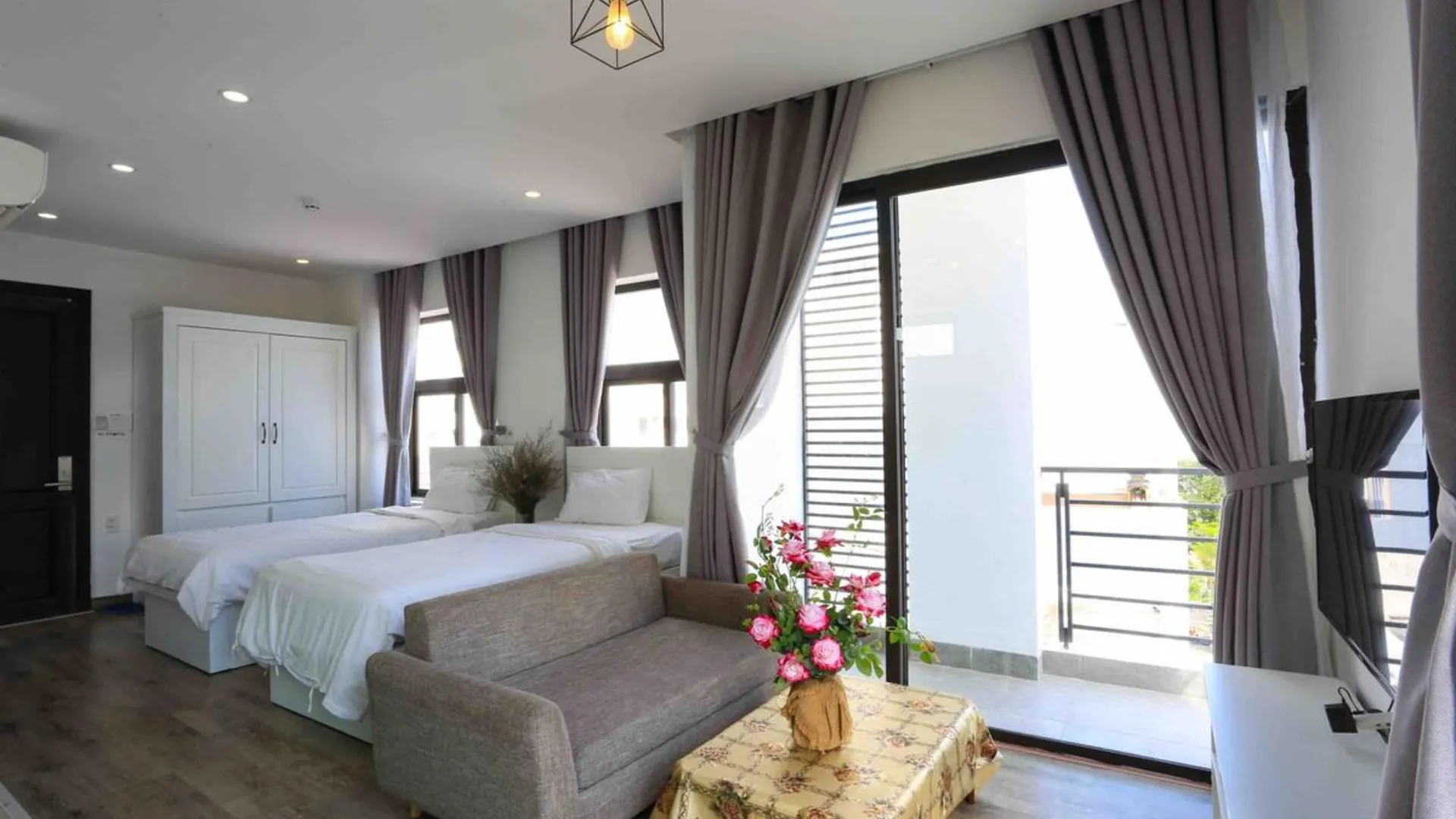 다낭 POOL Seaview 4B - Blue Sea Apartment - Near Beach 4성급 게스트하우스 스위트룸