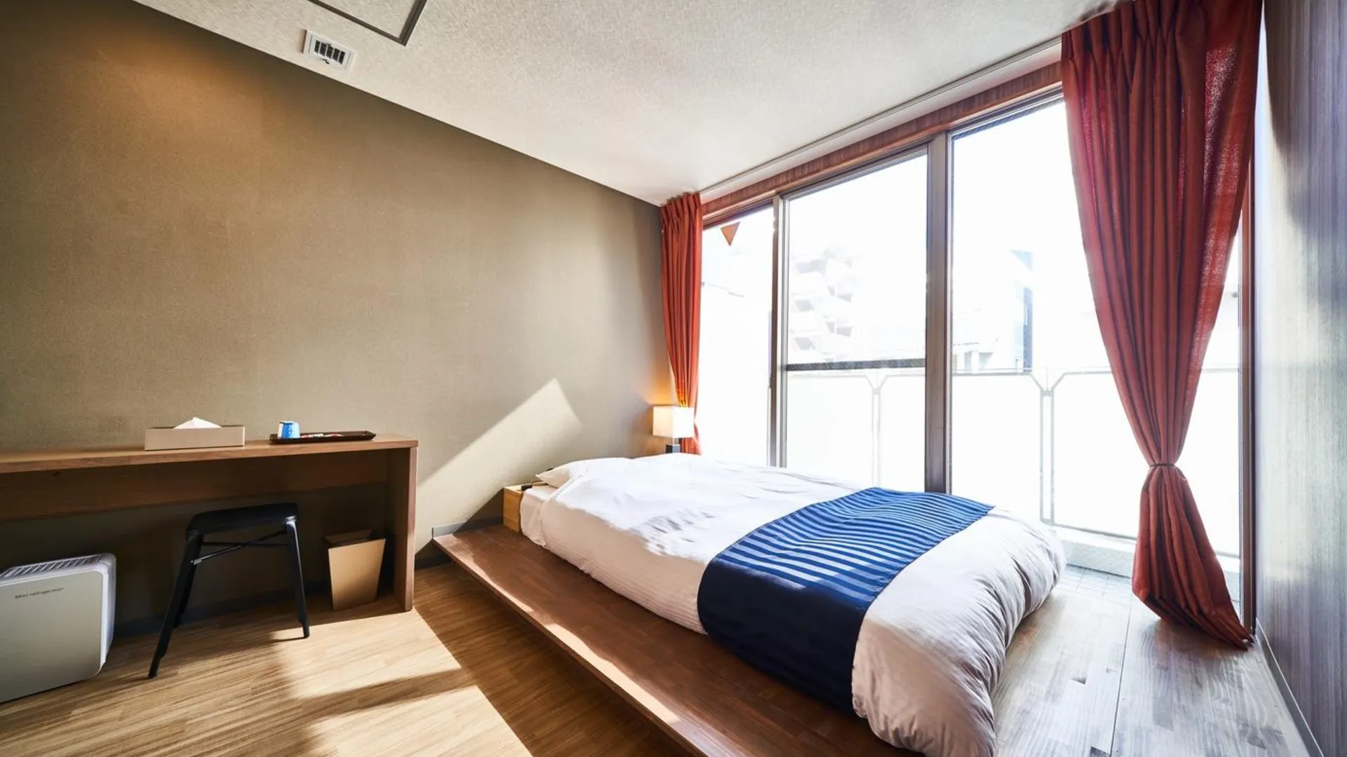 오사카 앤 호스텔 신사이바시 이스트 2성급 호텔 스위트룸