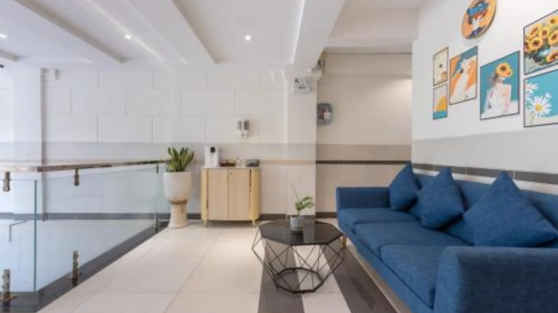 호치민 빈 빈 호텔 5 - 니어 롯데마트 D7 3성급 호텔 레스토랑