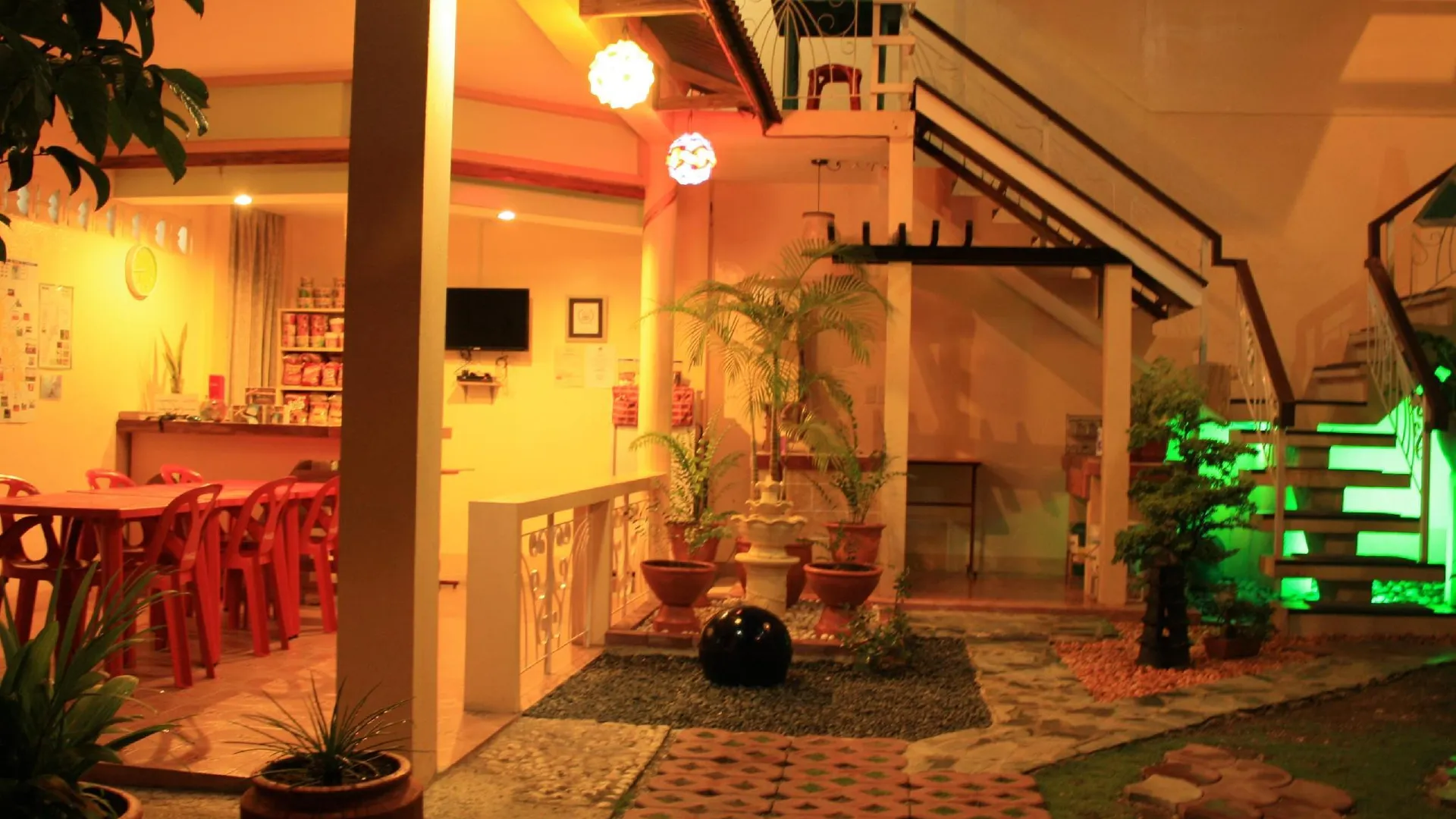 세부 오슬롭 말론조 펜션 하우스 2성급 호텔 외관