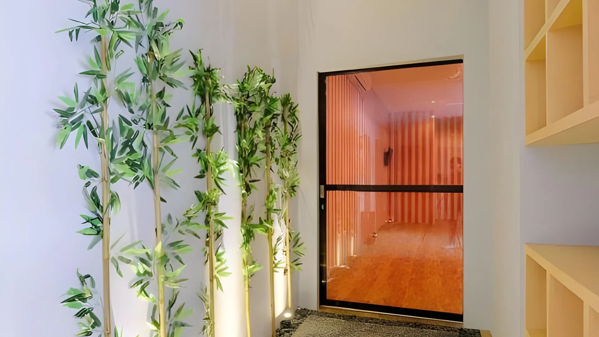 마카사르 Lopi Hotel 3성급 호텔 부대시설