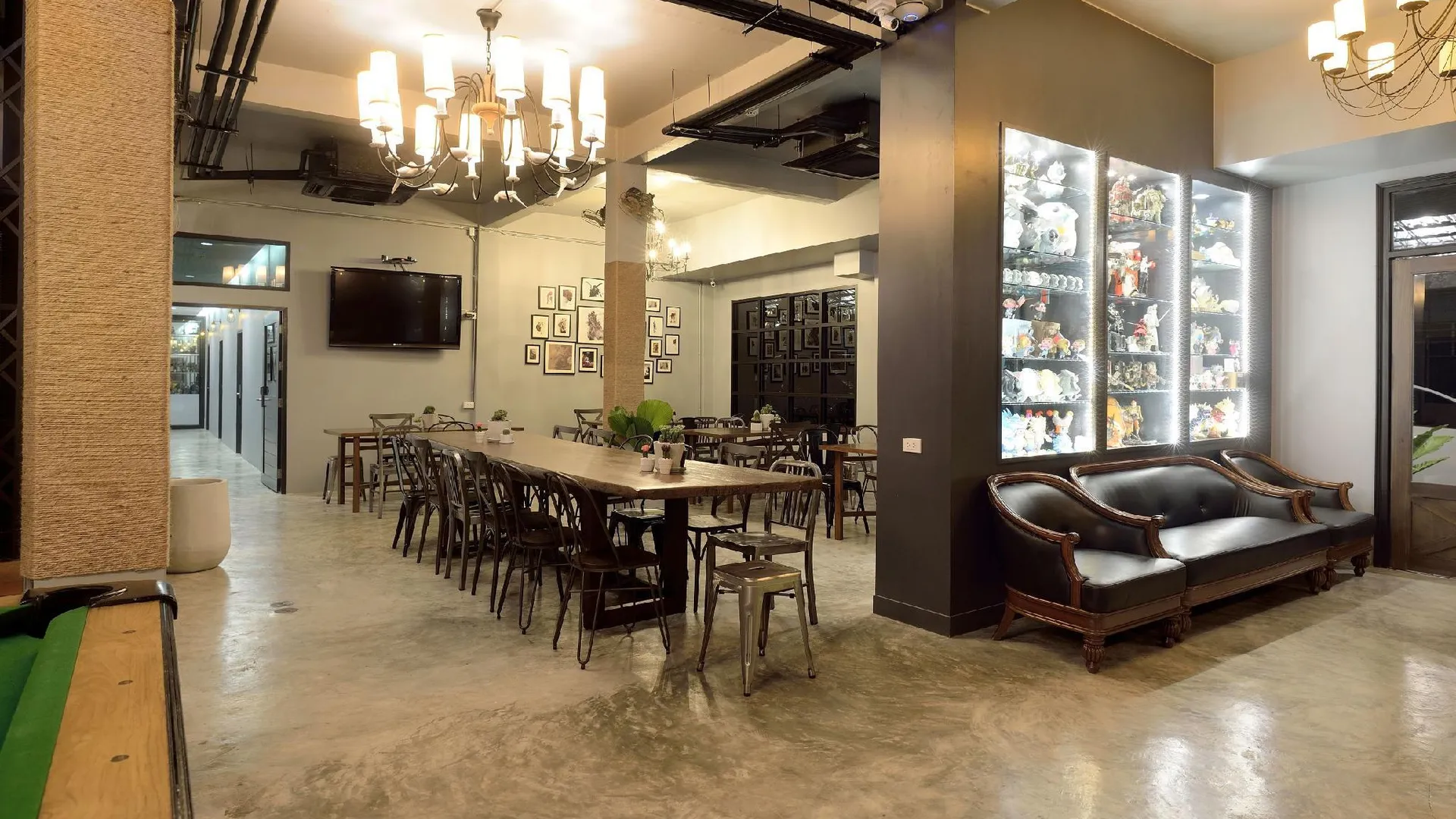 방콕 캐슬 블랙 방콕 2성급 호텔 외관