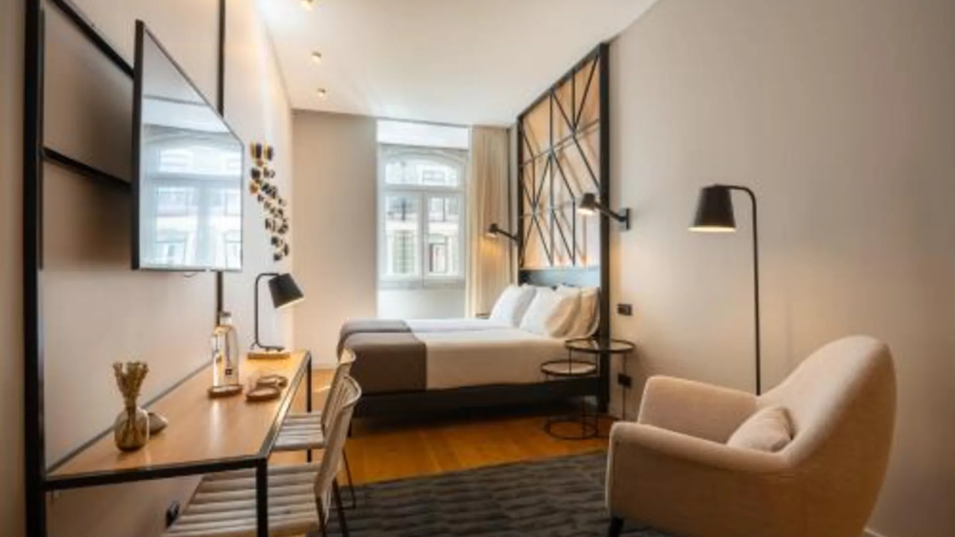 리스본 페라리아 XVI FLH 호텔스 리스보아 4성급 호텔 스위트룸