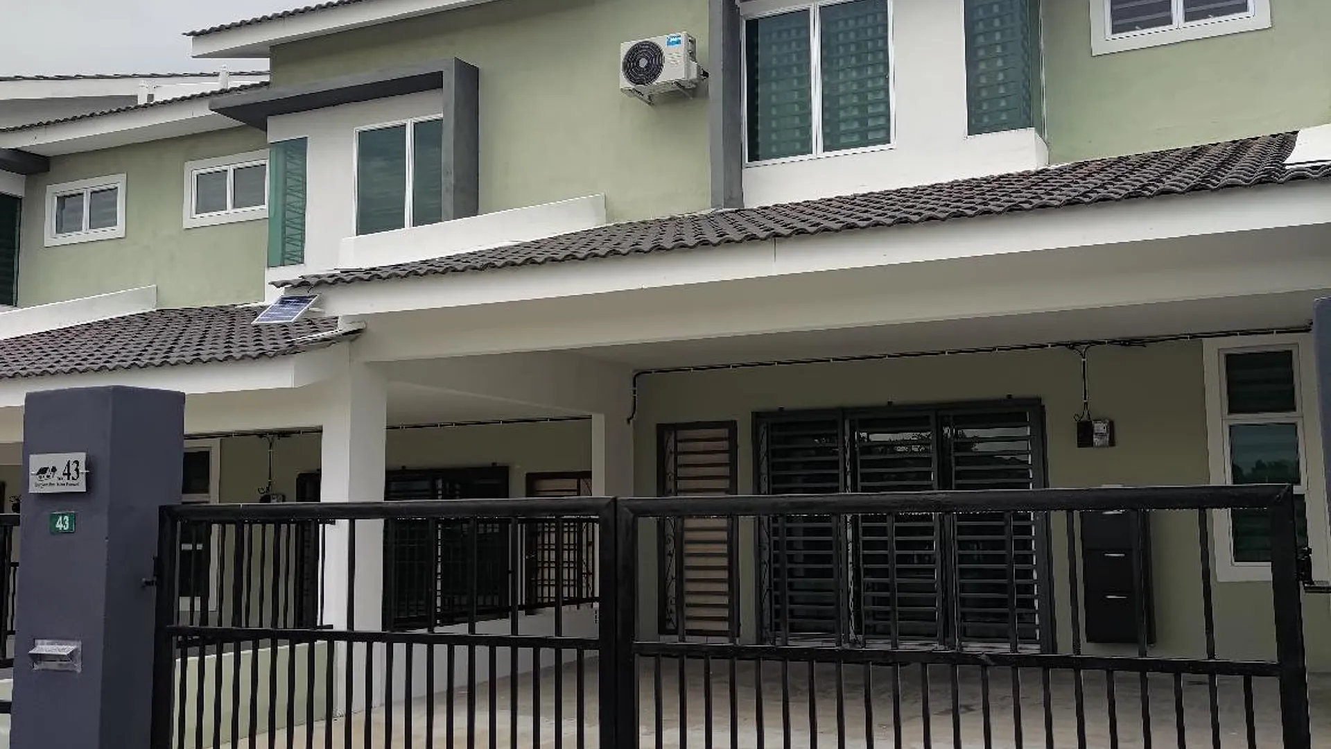 고펭 심팡 풀라이의 프라이빗 하우스 (1540m², 침실 3개, 프라이빗 욕실 2개) 3성급 싱글룸 레스토랑