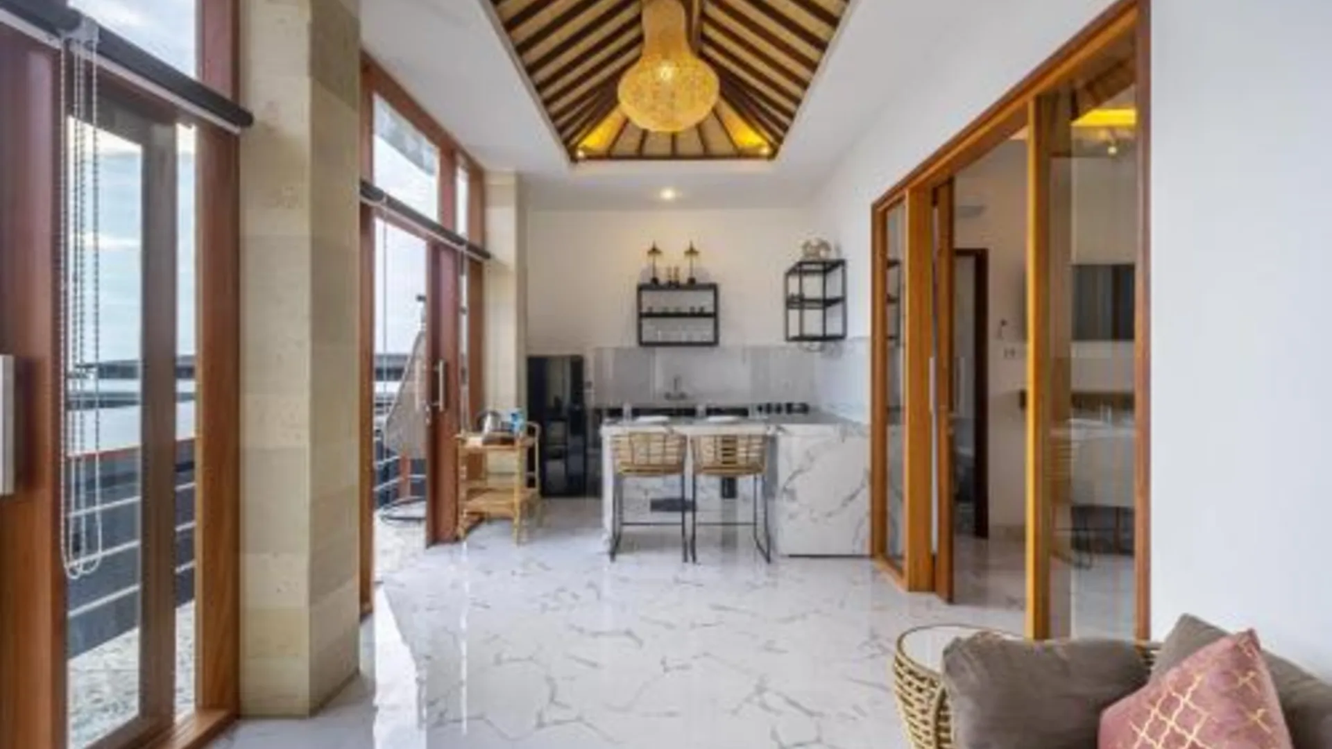 발리 카스마란 발리 게스트하우스 3성급 호텔 스위트룸