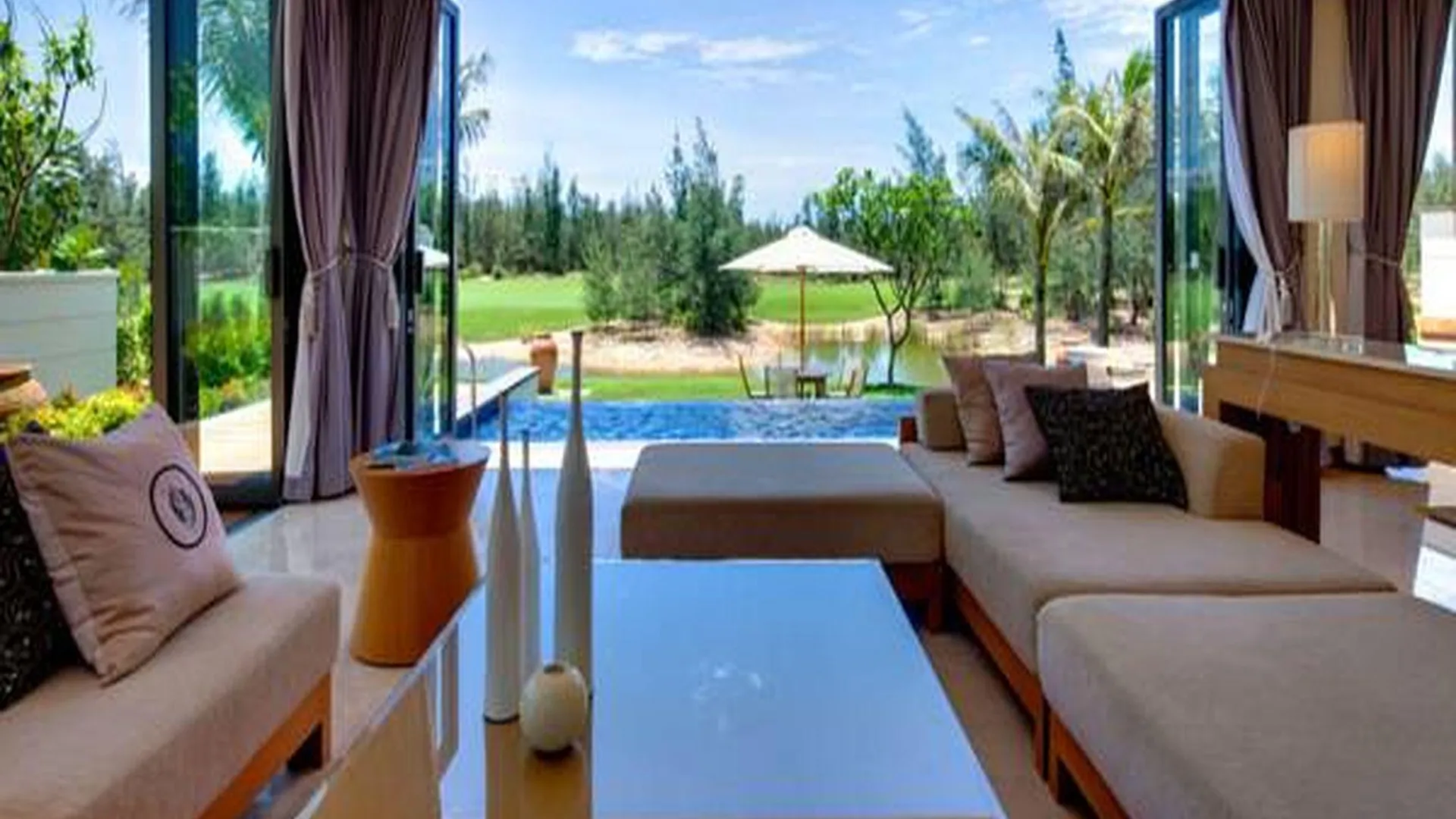 다낭 트로피컬 빌라 5성급 호텔 스위트룸