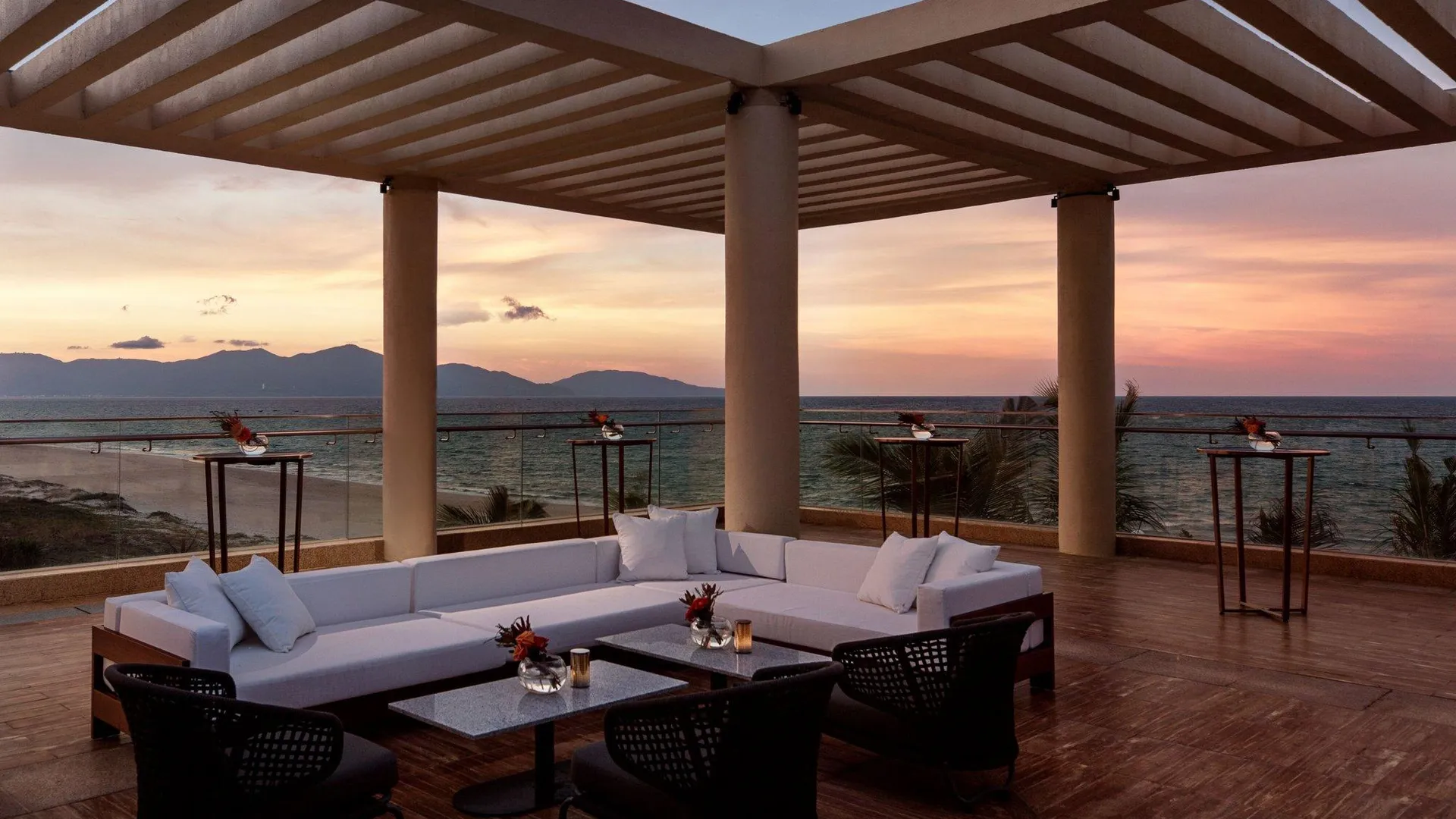 다낭 쉐라톤 그랜드 다낭 비치 리조트 앤 스파 5성급 호텔 레스토랑