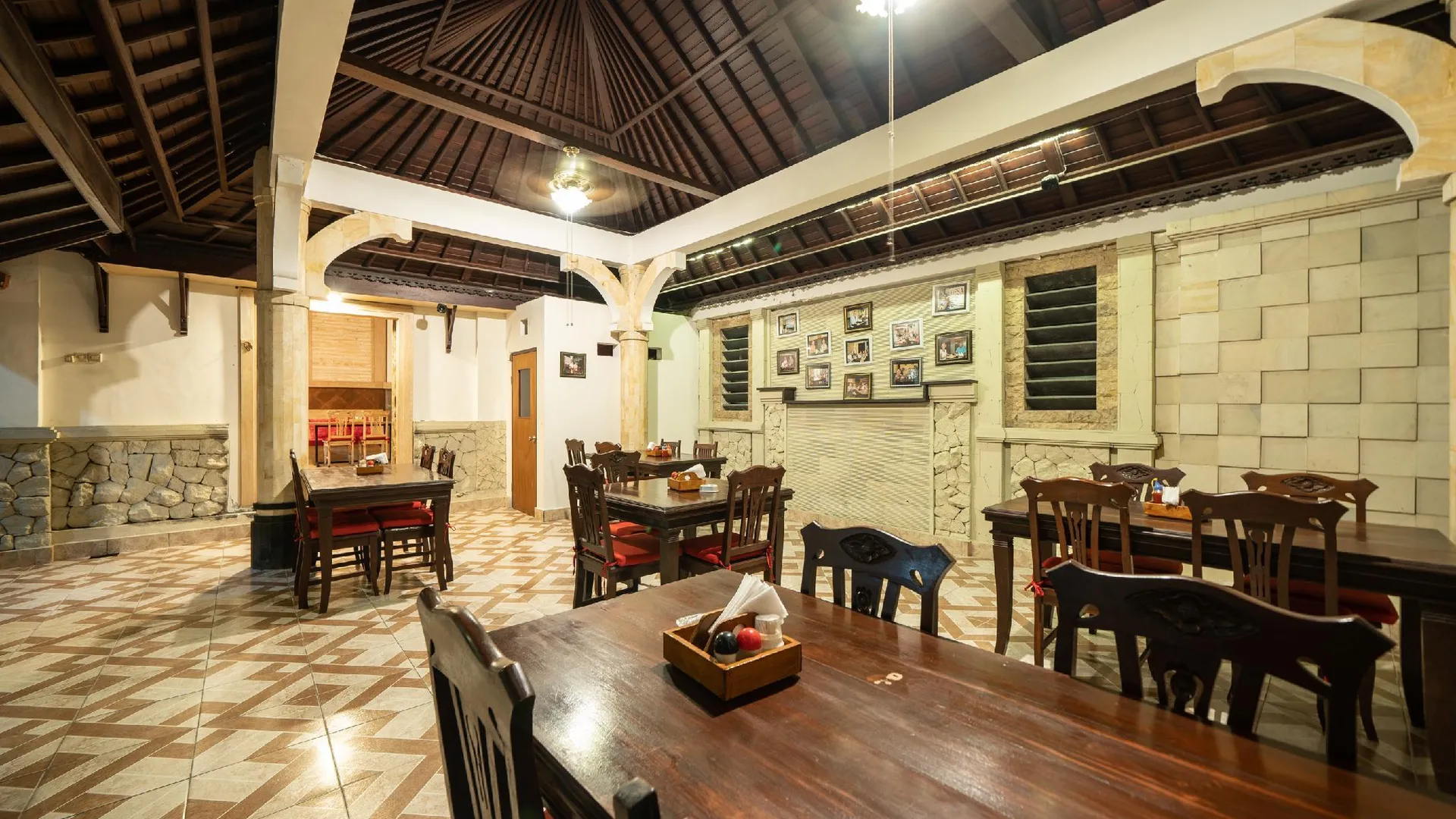 발리 벤데사 어코모데이션 3성급 호텔 로비